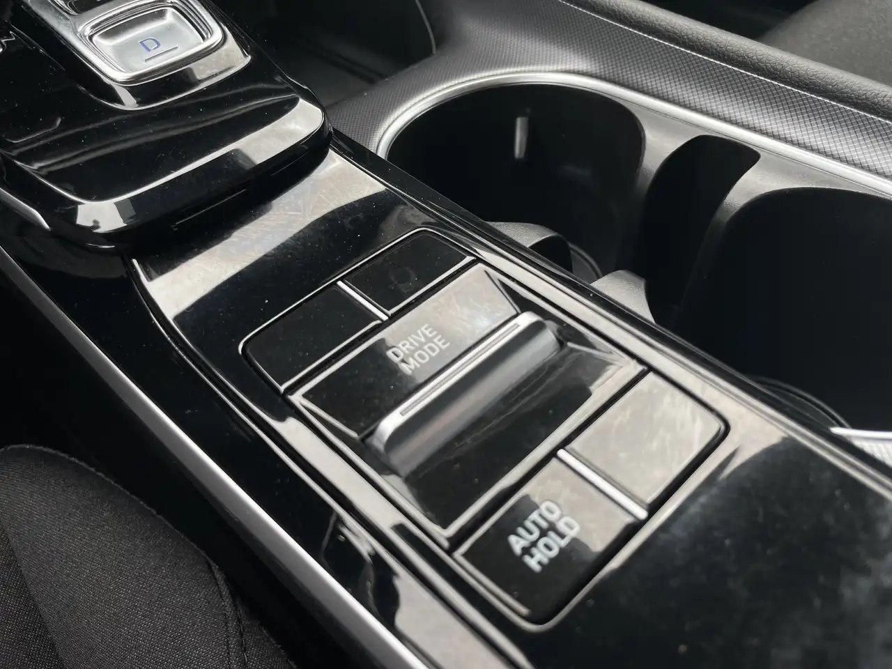 Hyundai SONATA снимка Hyundai SONATA
