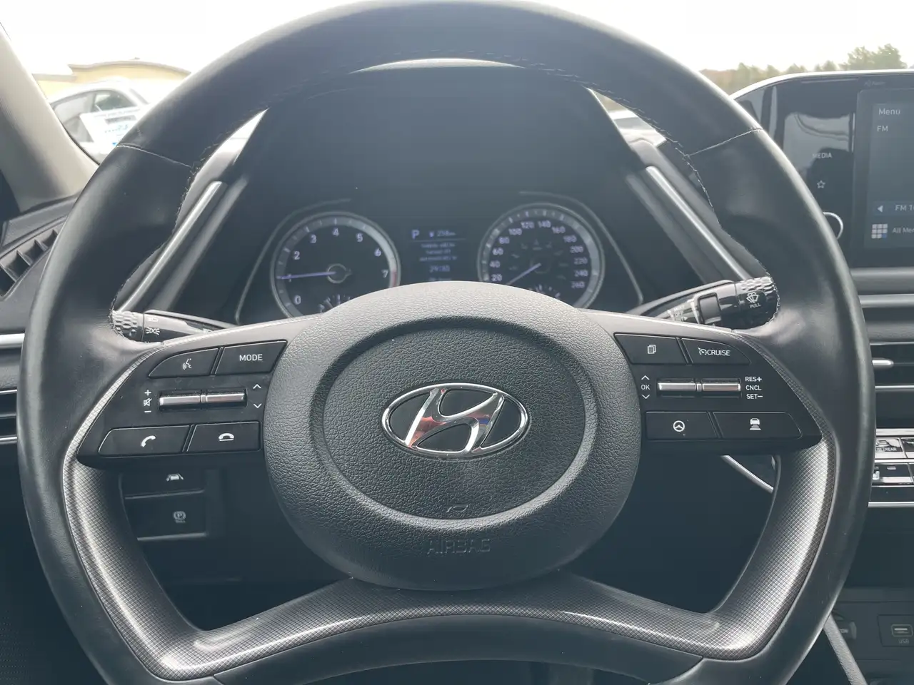 Hyundai SONATA снимка Hyundai SONATA