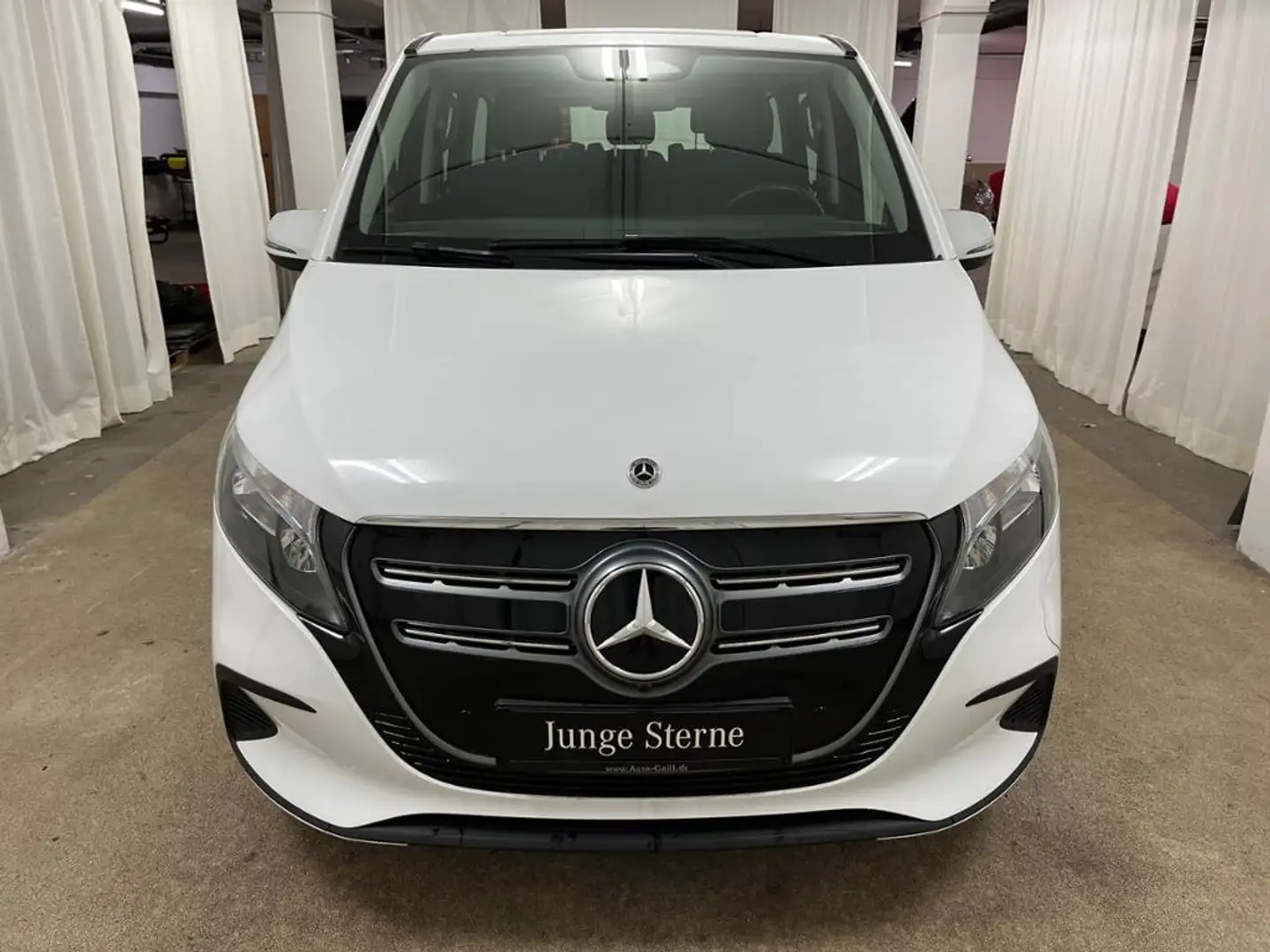 Mercedes-Benz EQV 250 Lang mopf Distronic 8Sitz Kamera MBUX Blanc - 2