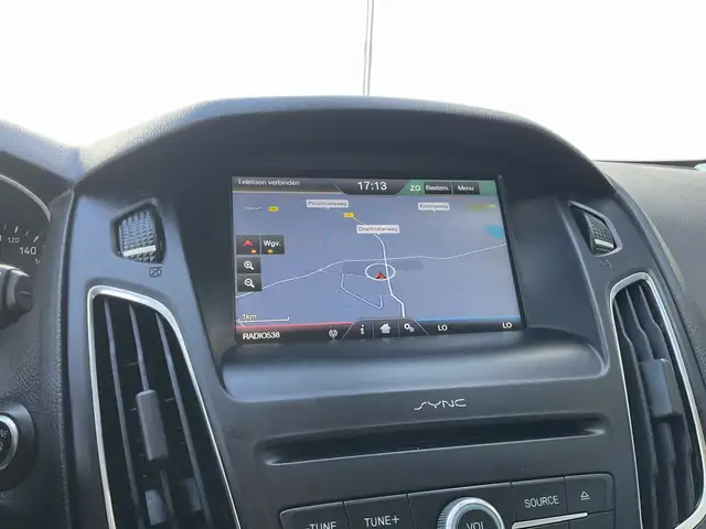 Ford Focus view 6