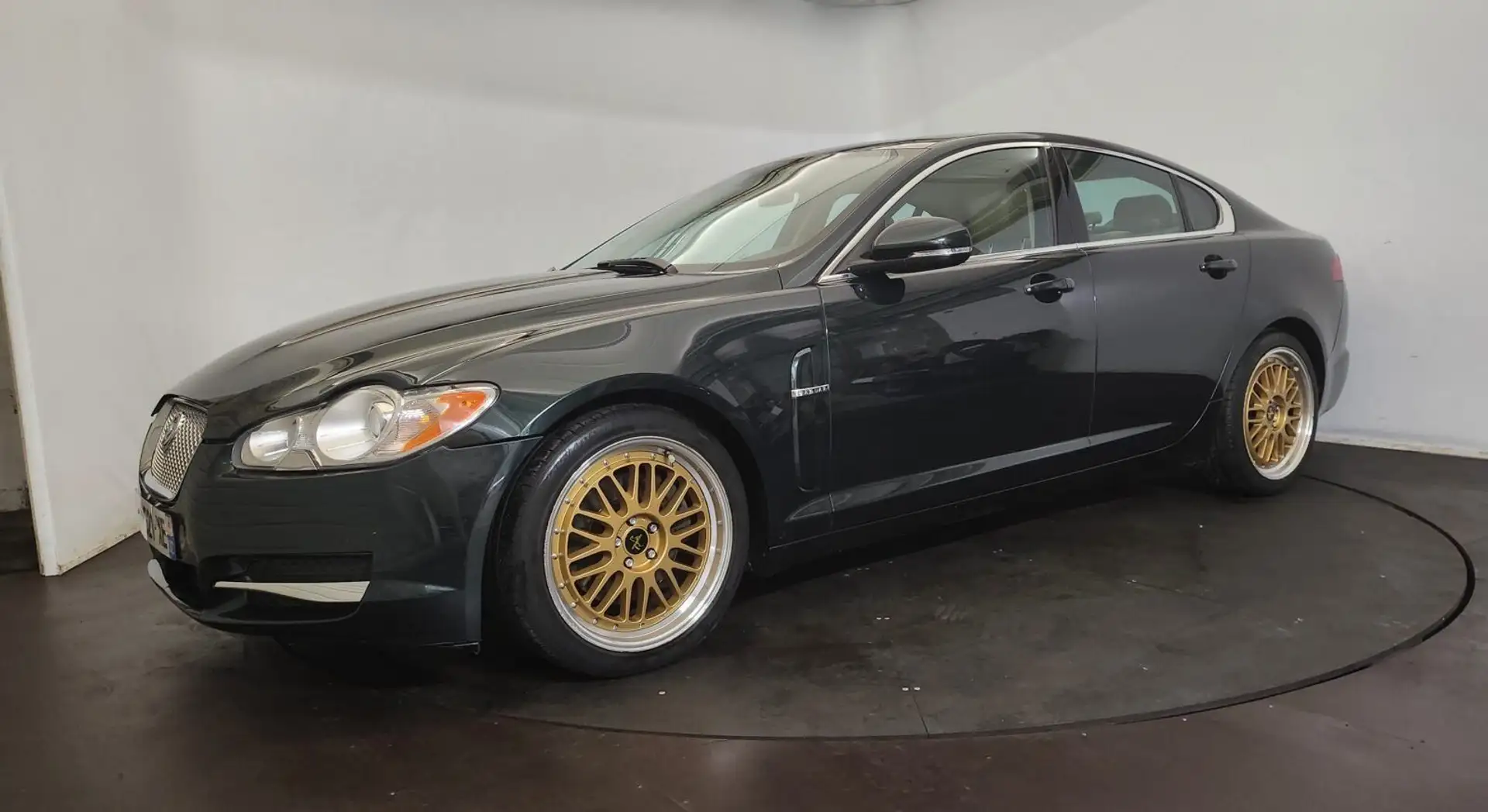 Jaguar XF 3.0 V6 - 2