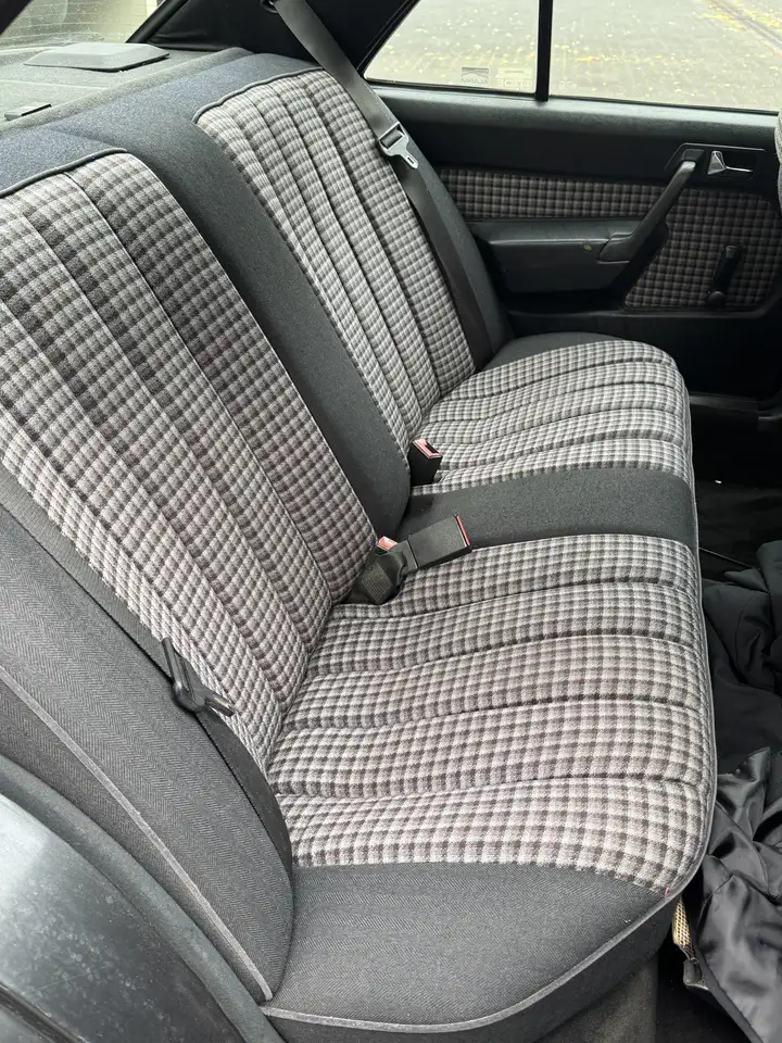 Mercedes-Benz 190 E, foto 6