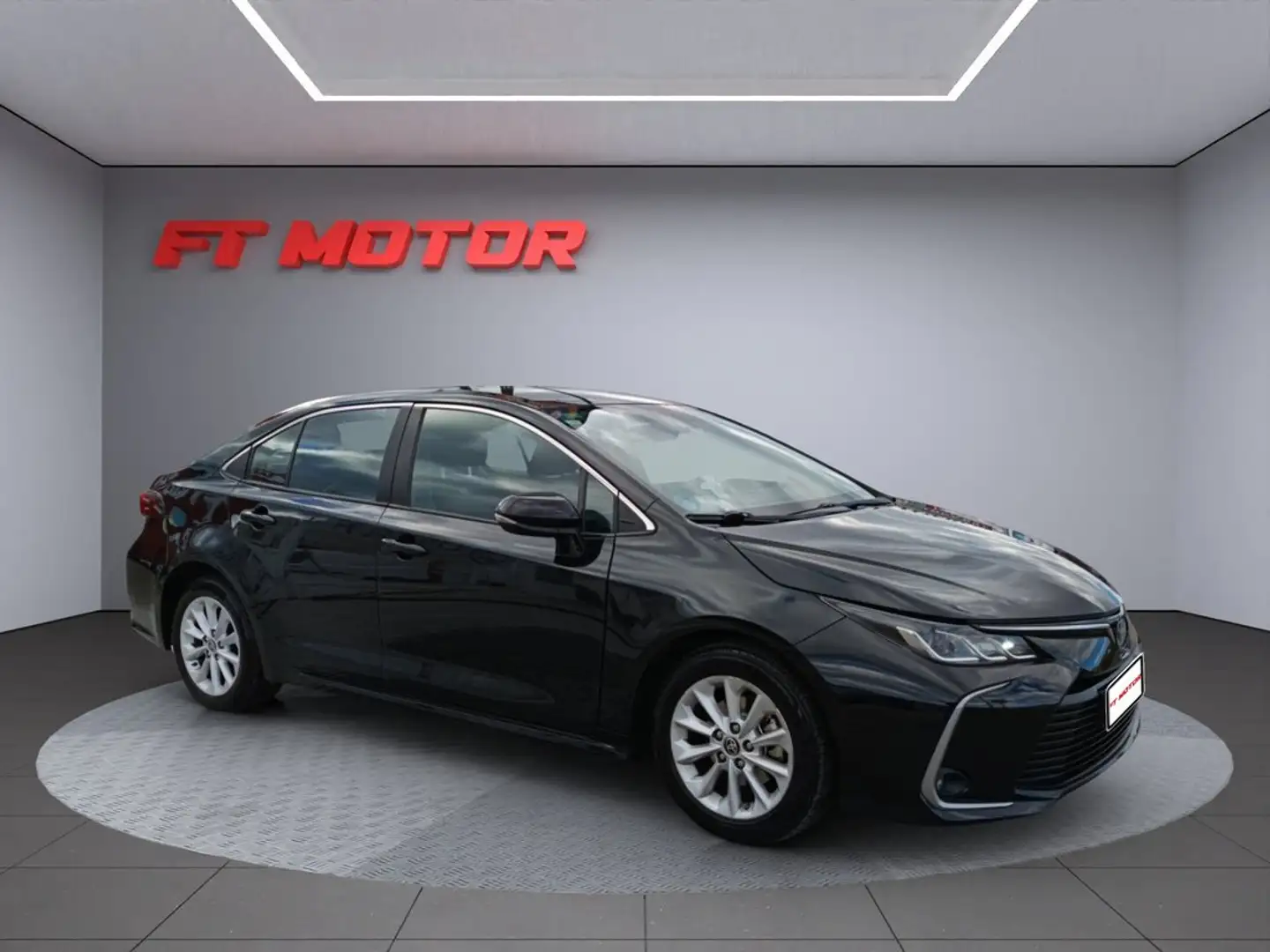 Toyota Corolla 1.8 125H ACTIVE TECH E-CVT SEDAN Negro - 1
