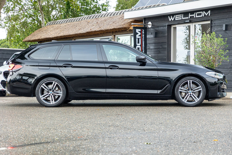 BMW 530 5-serie Touring 530e Business Edition Plus Soh 89% — photo 11