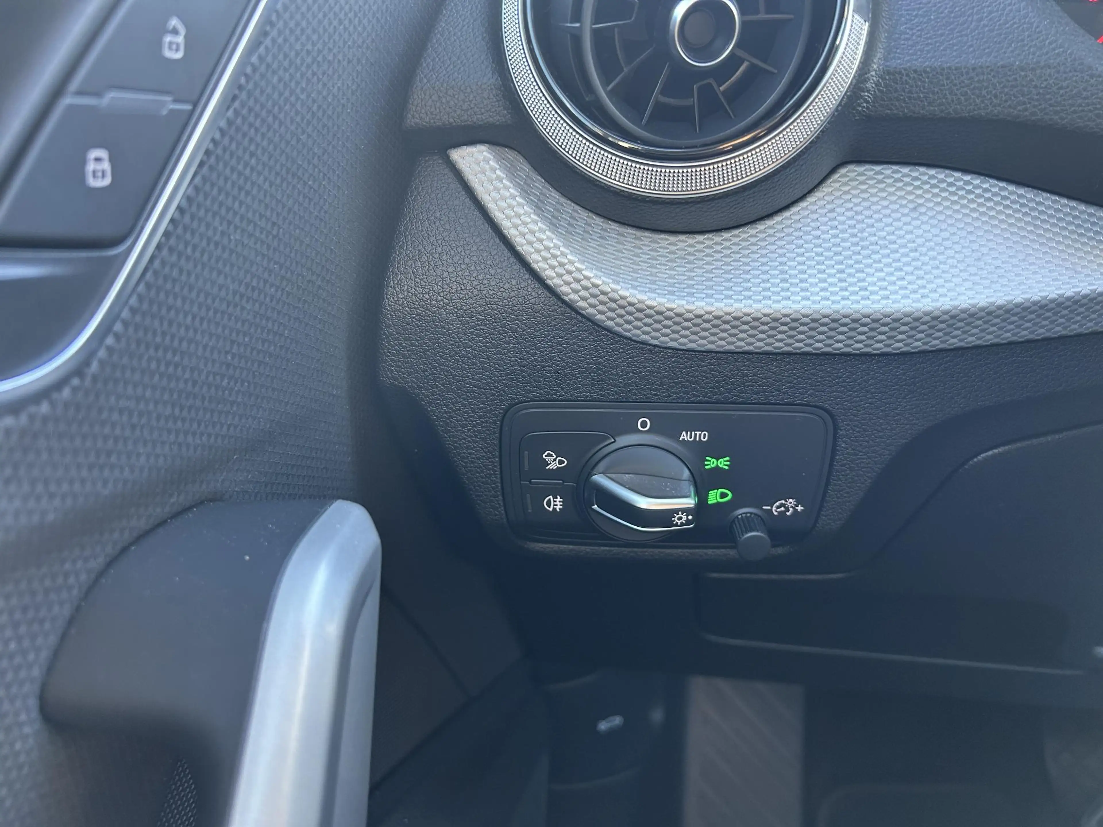 Audi Q2 35 TFSI BUSINESS EDITION AUTOMAAT — photo 12