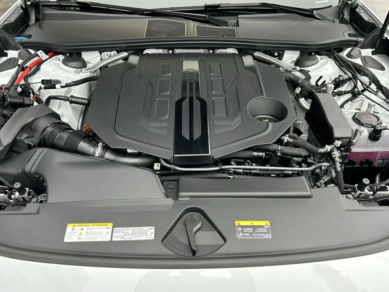 Audi A6 снимка Audi A6