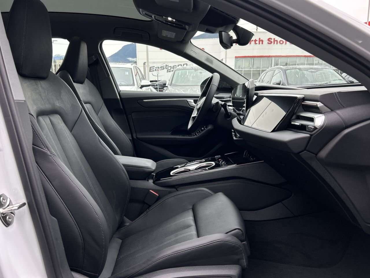 2026 Audi A6 TFSI quattro Technik WHERE TIMELESS DESIGN MEETS M thumb 33
