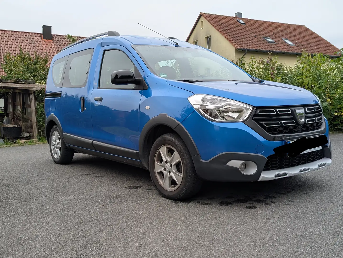 Dacia Dokker Dokker TCe 115 Stepway Celebration Blau - 2
