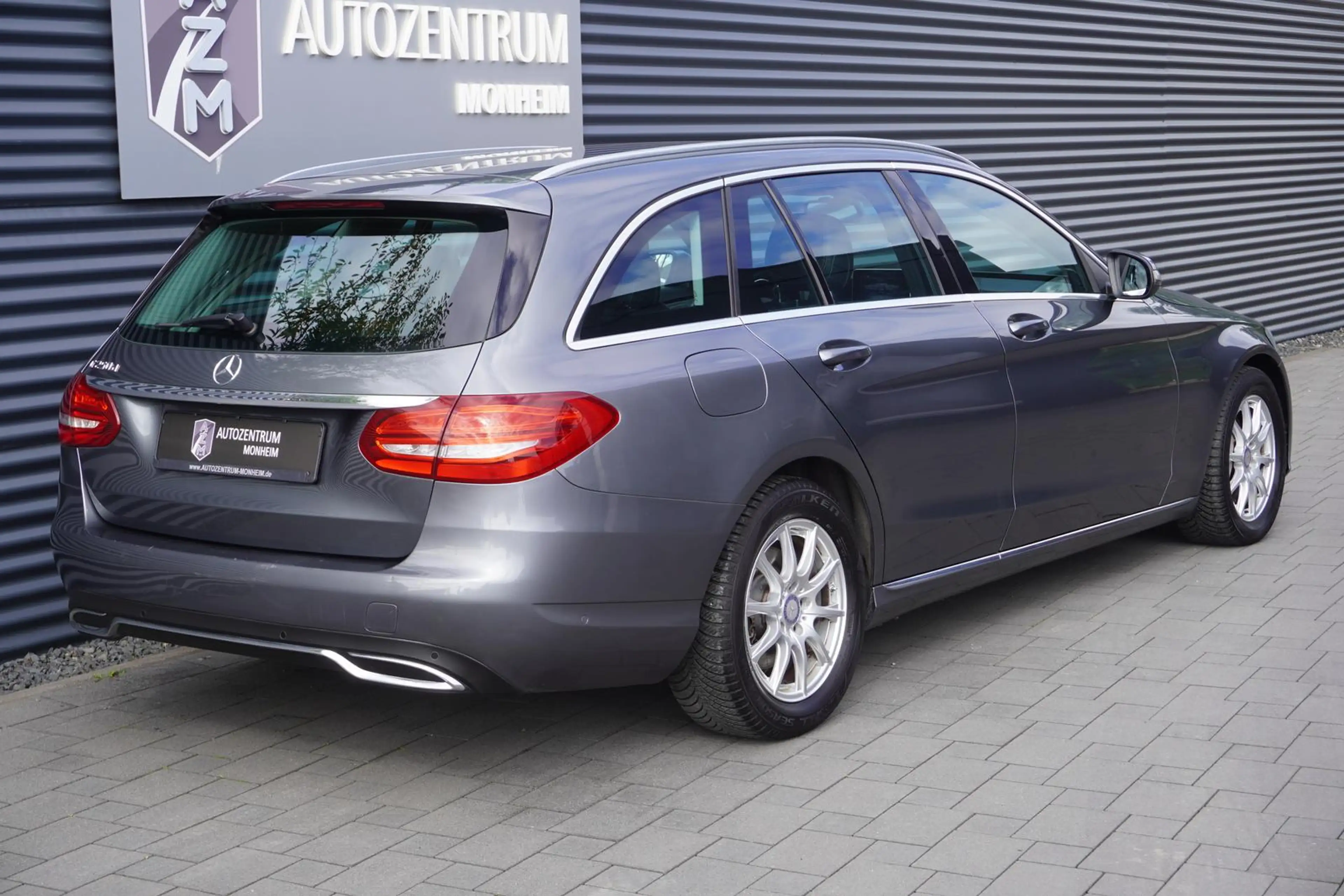 Mercedes-Benz C 250 d AVANTGARDE|NAVI|SITZHEIZUNG|TEMPOMAT|LED — photo 9