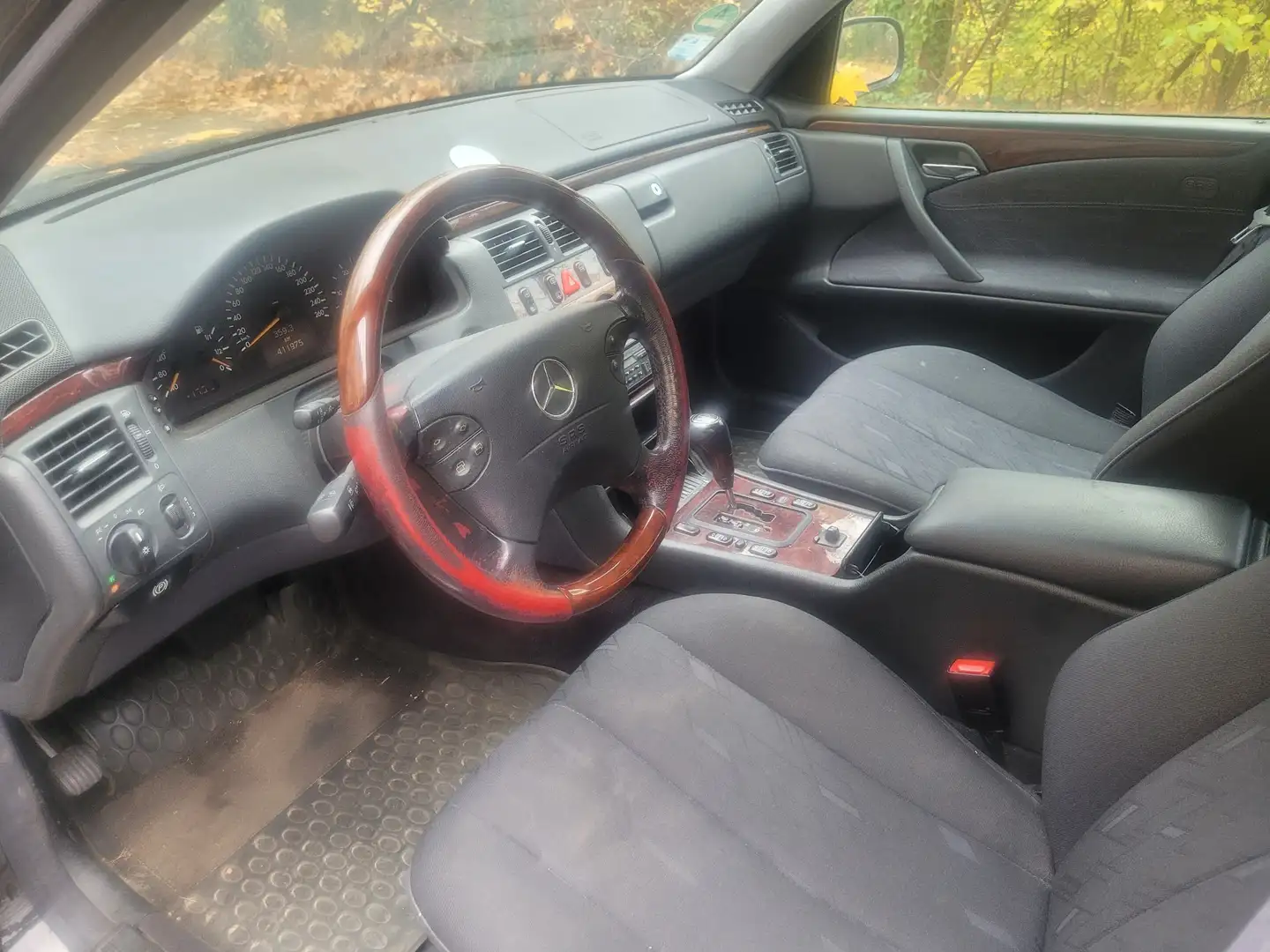 Mercedes-Benz 270 Klassik, 270 CDI Fekete - 2