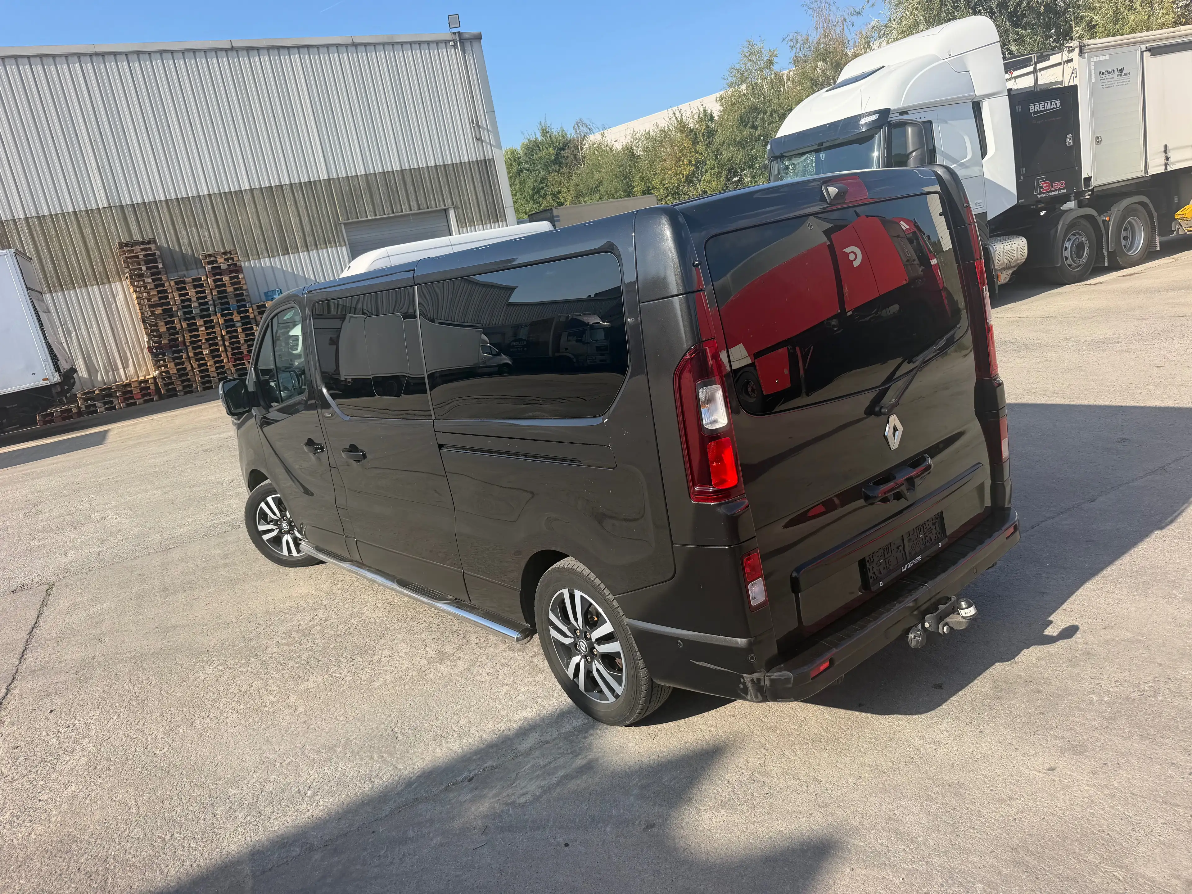 Renault Trafic Grand Spaceclass 2.0 Blue dCi S — photo 4