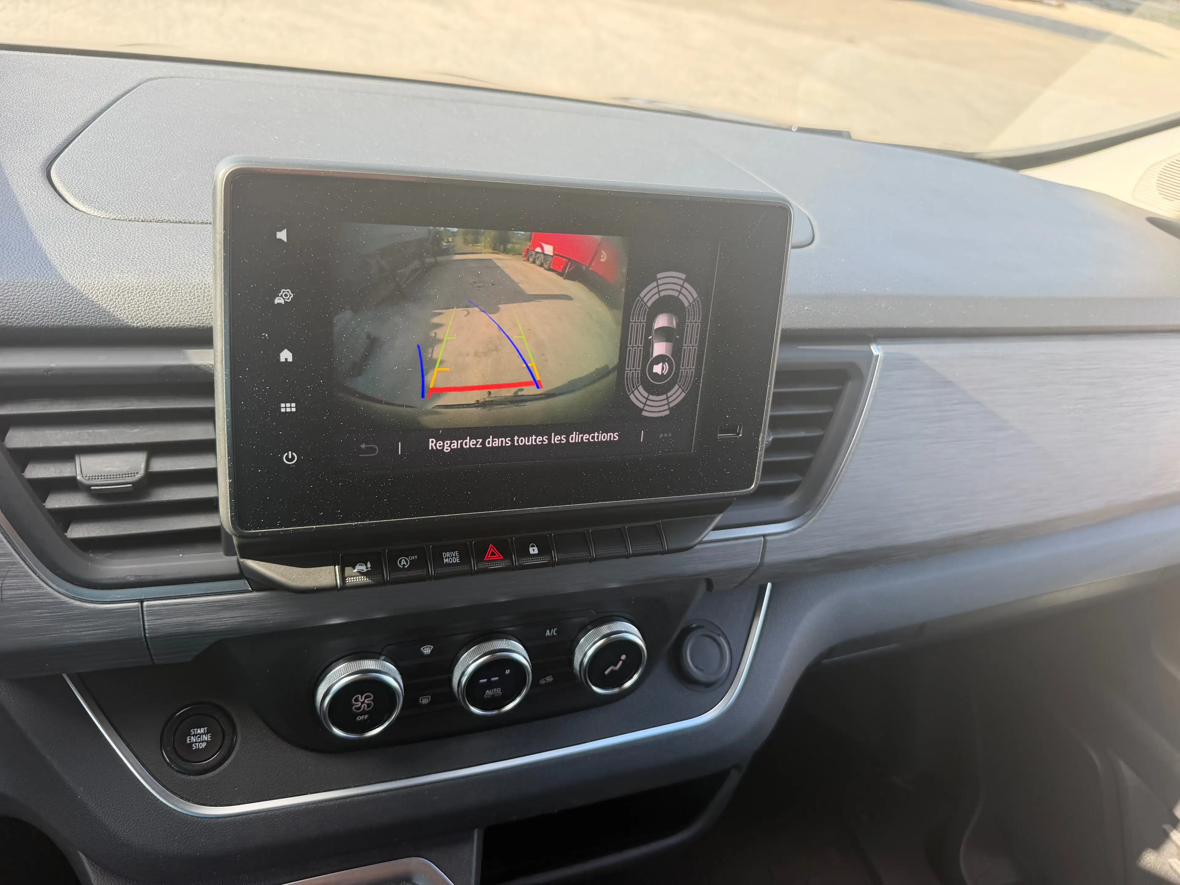 Renault Trafic Grand Spaceclass 2.0 Blue dCi S — photo 13