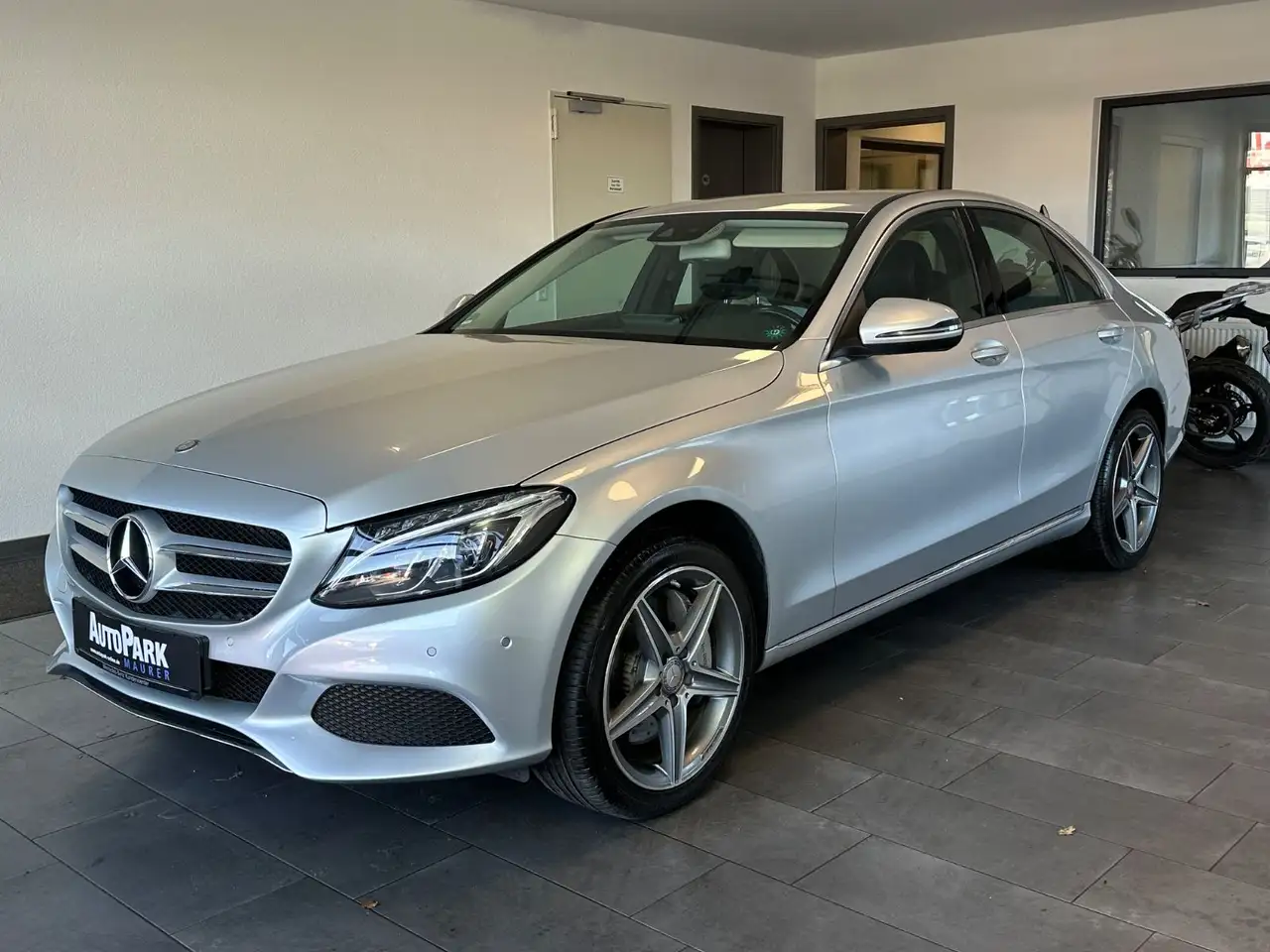 Mercedes-Benz C 400
