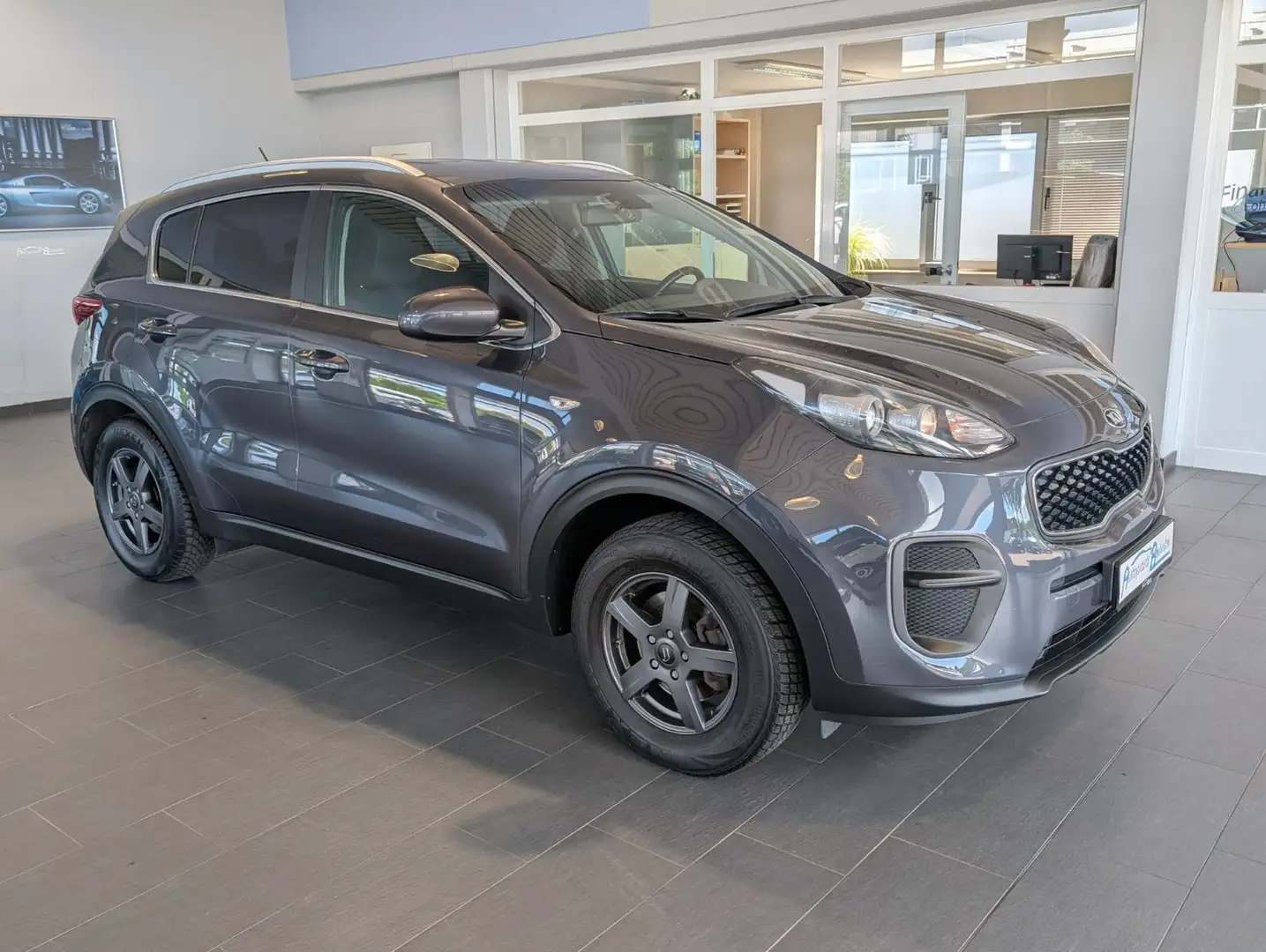 Kia Sportage 1.6 GDi ED7 Emotion*AHK*Sitzh.*1.Hand Gris - 1