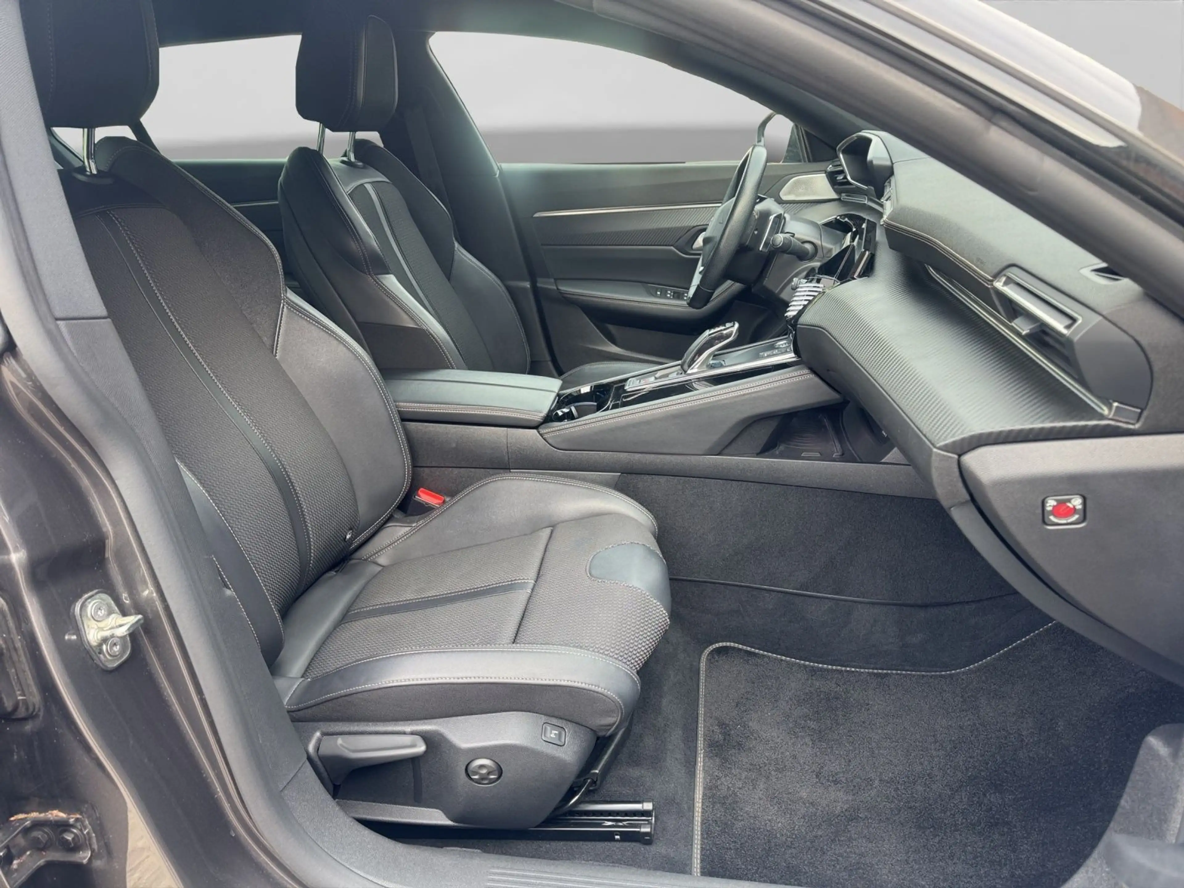 Peugeot 508 SW Hybrid 225 GT AHK LED LM18 — photo 4