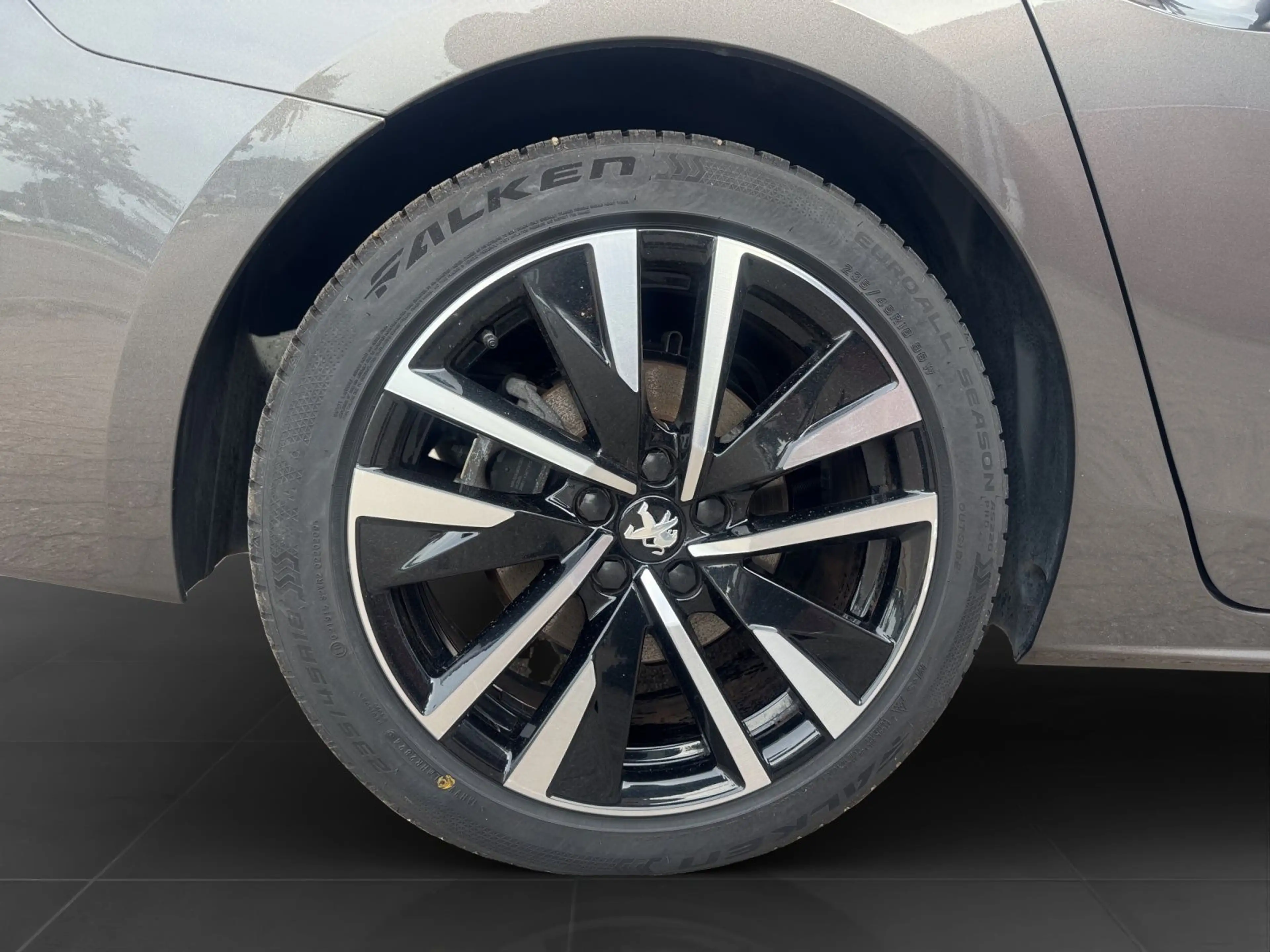 Peugeot 508 SW Hybrid 225 GT AHK LED LM18 — photo 7
