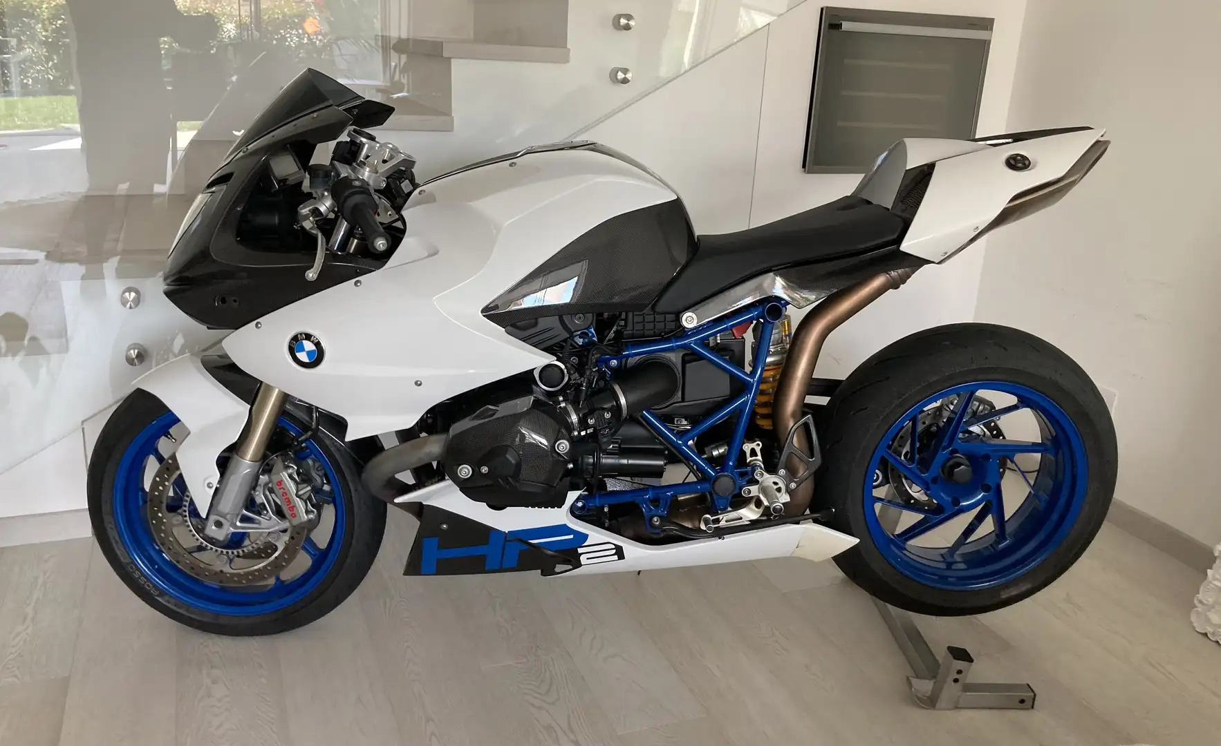 BMW HP2 Sport - 1