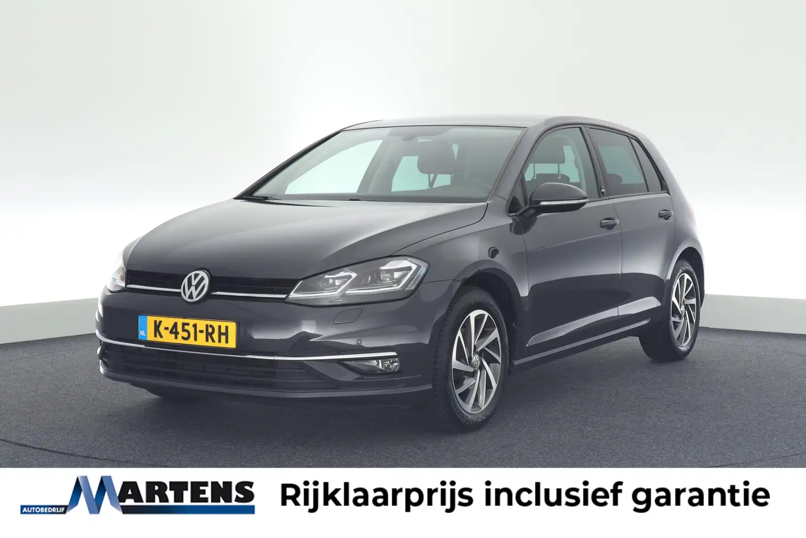 Volkswagen Golf 1.0 TSI 110pk DSG Sound Led Stoelverwarming Naviga Grijs - 1