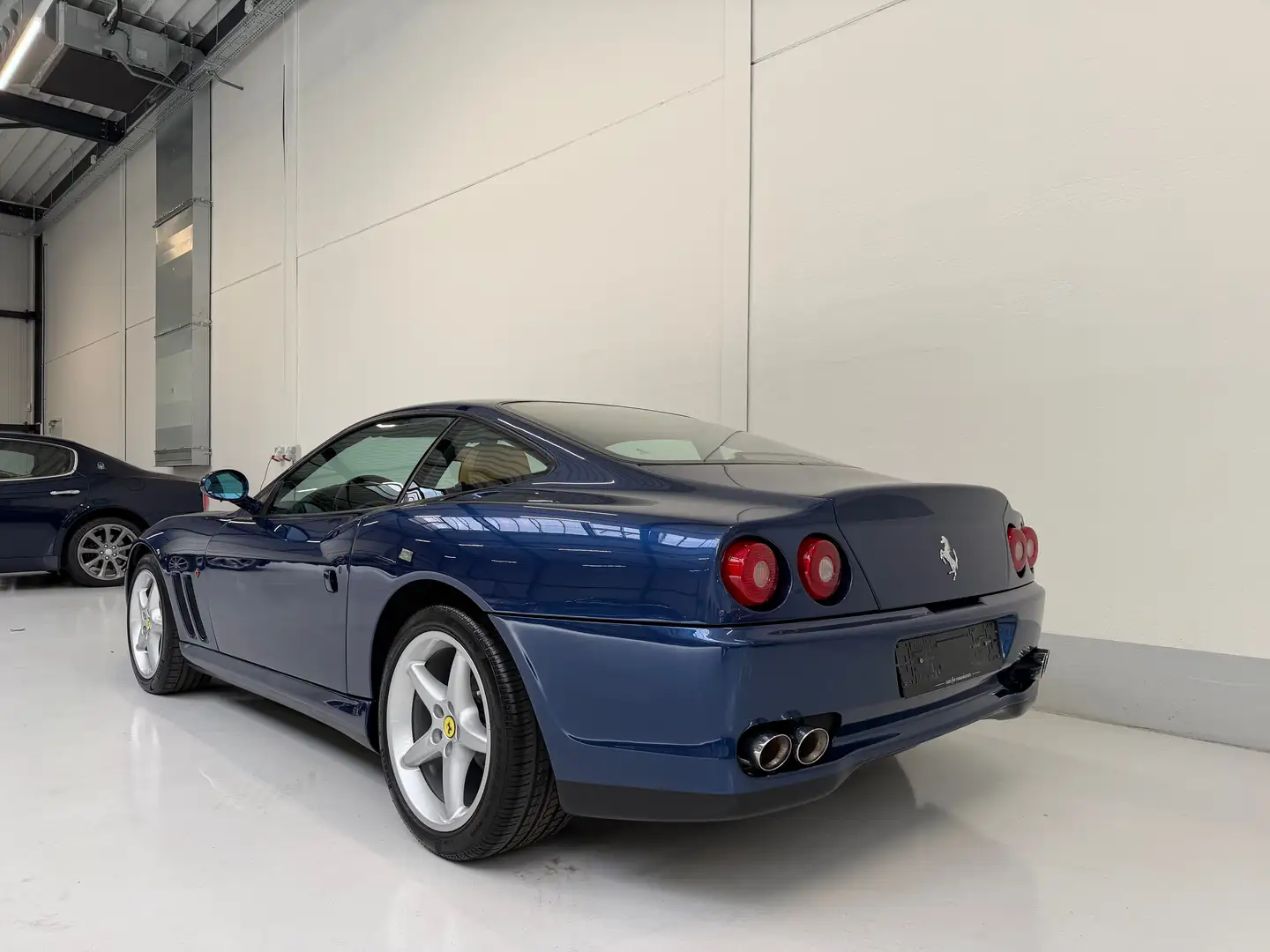 Ferrari 550 5.5i V12 48v Blau - 2