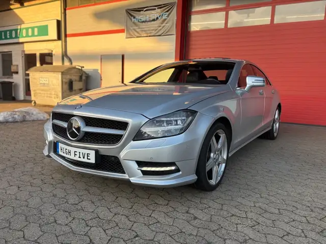 Mercedes-Benz CLS 350 d 4M*NAVI*PANO*AMG*