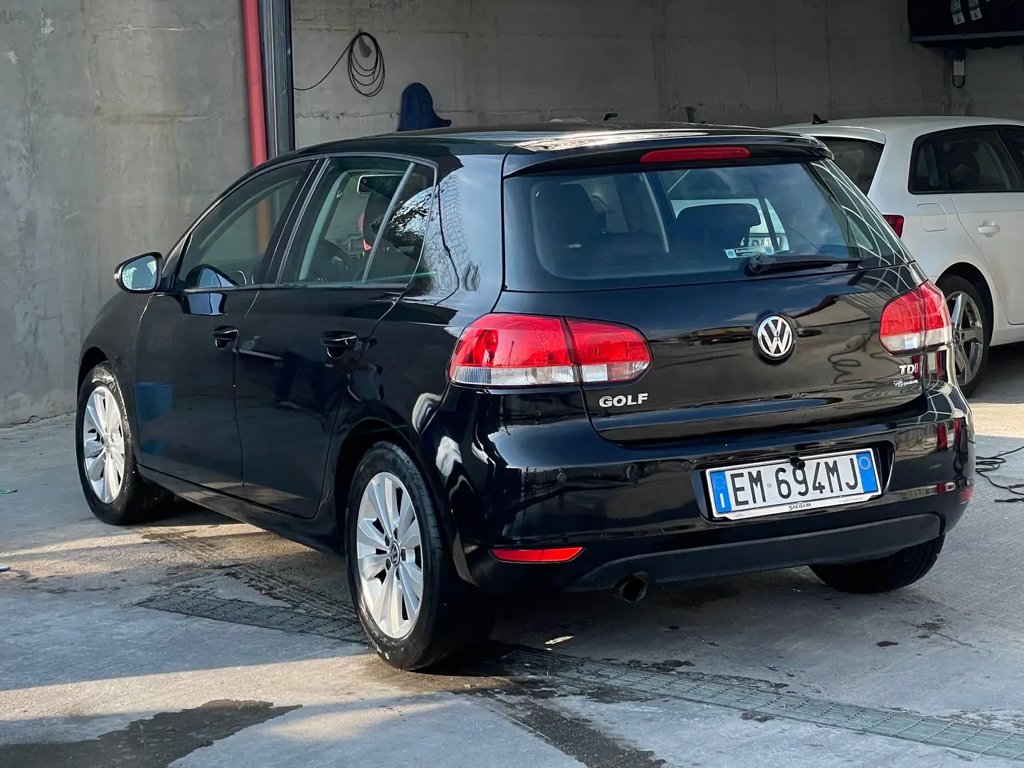 Volkswagen Golf Golf 5p 1.6 tdi Highline Nero - 2