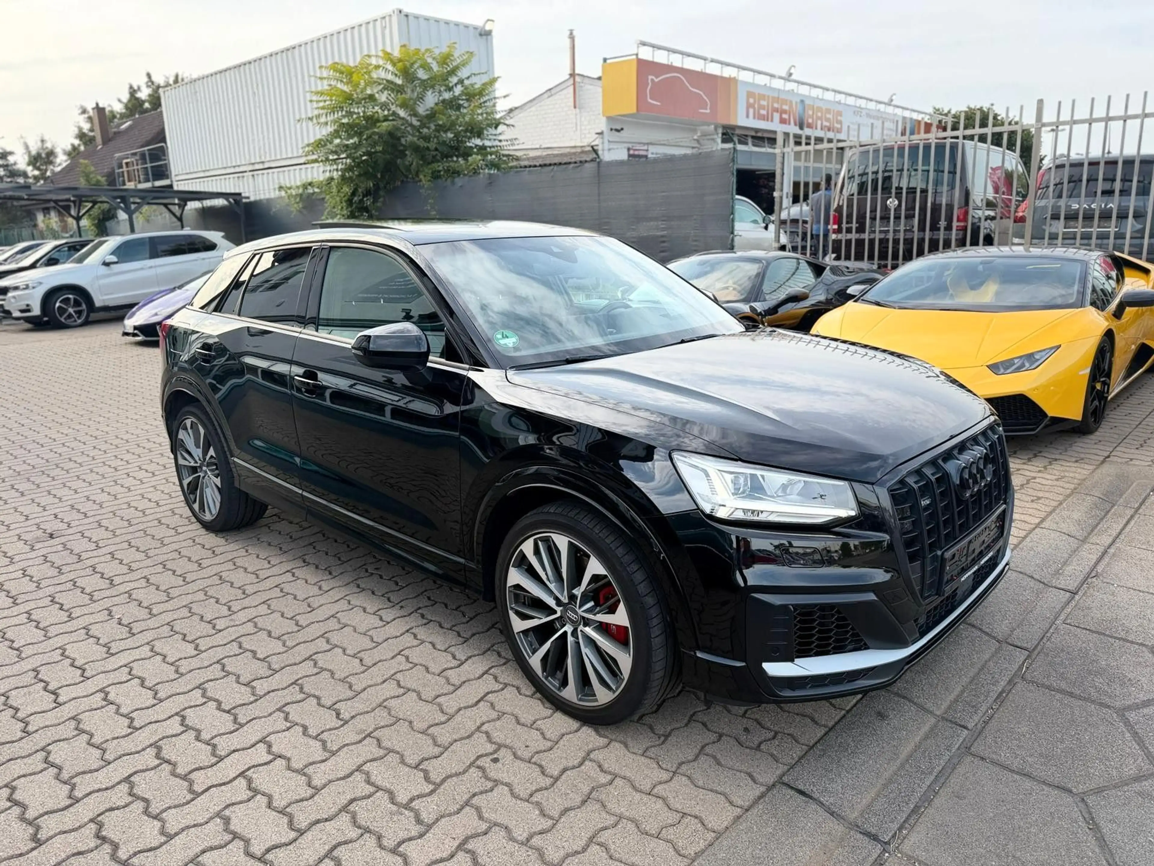 Audi SQ2 2.0 TFSI quattro*PANORAMA*KAMERA*B&O*ACC*