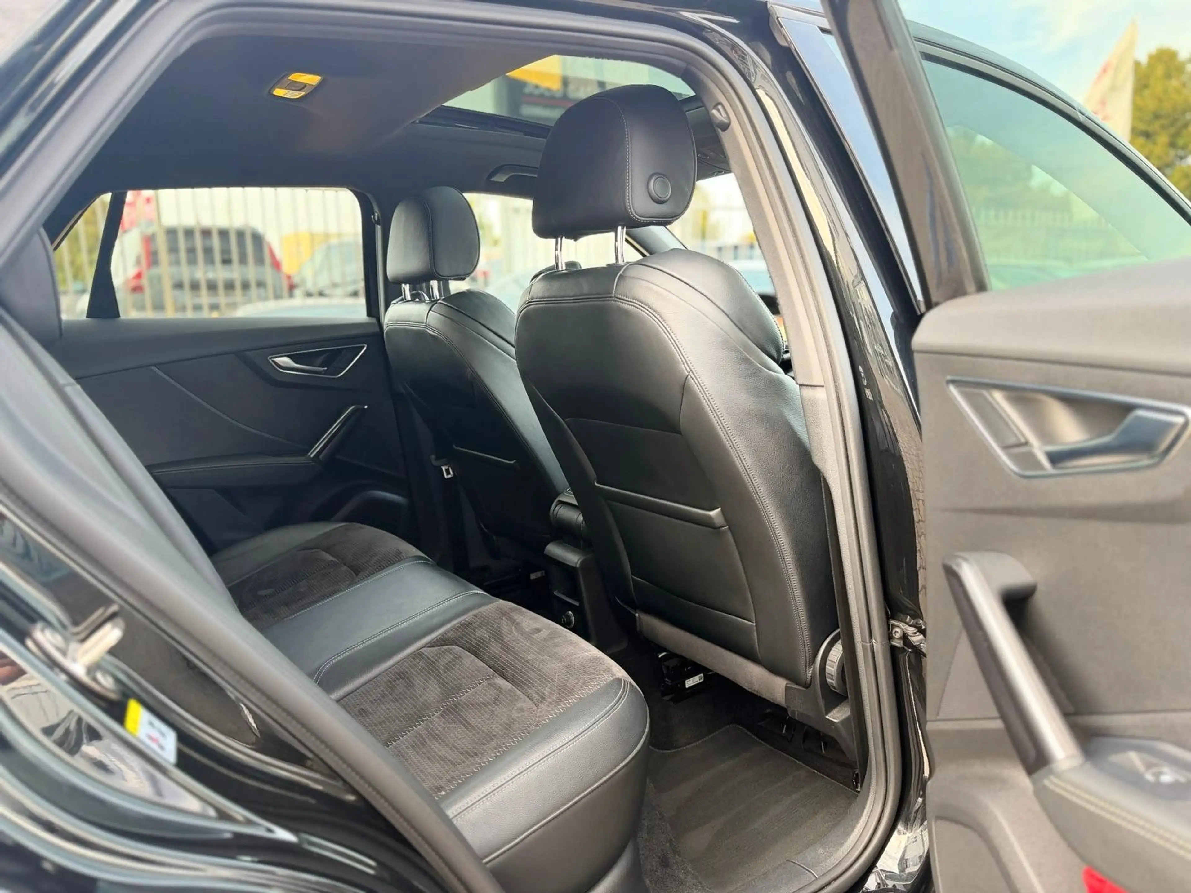 Audi SQ2 2.0 TFSI quattro*PANORAMA*KAMERA*B&O*ACC* — photo 15