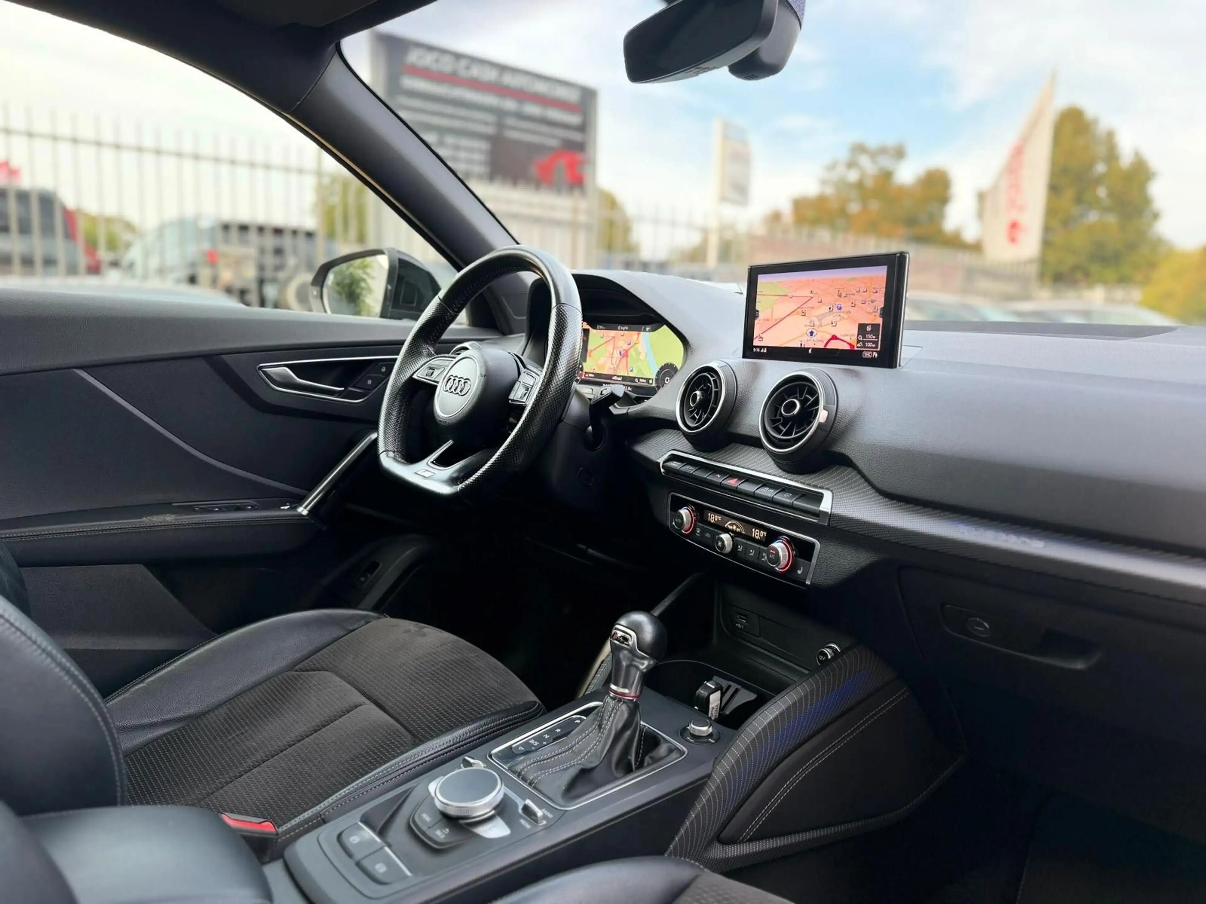Audi SQ2 2.0 TFSI quattro*PANORAMA*KAMERA*B&O*ACC* — photo 13