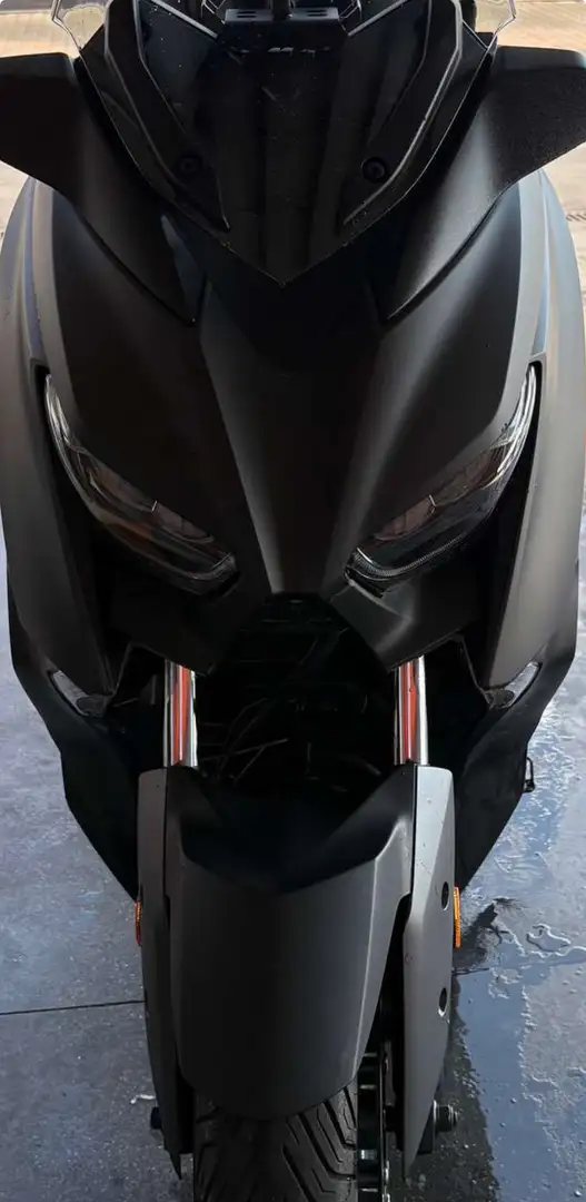 Yamaha X-Max 400 - 1