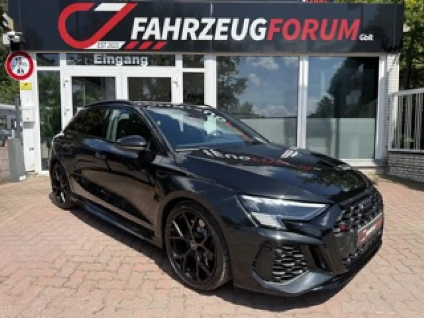 Audi RS 2.5 TFSI quattro*Head-up*Matrix-LED*B & O Zwart - 2