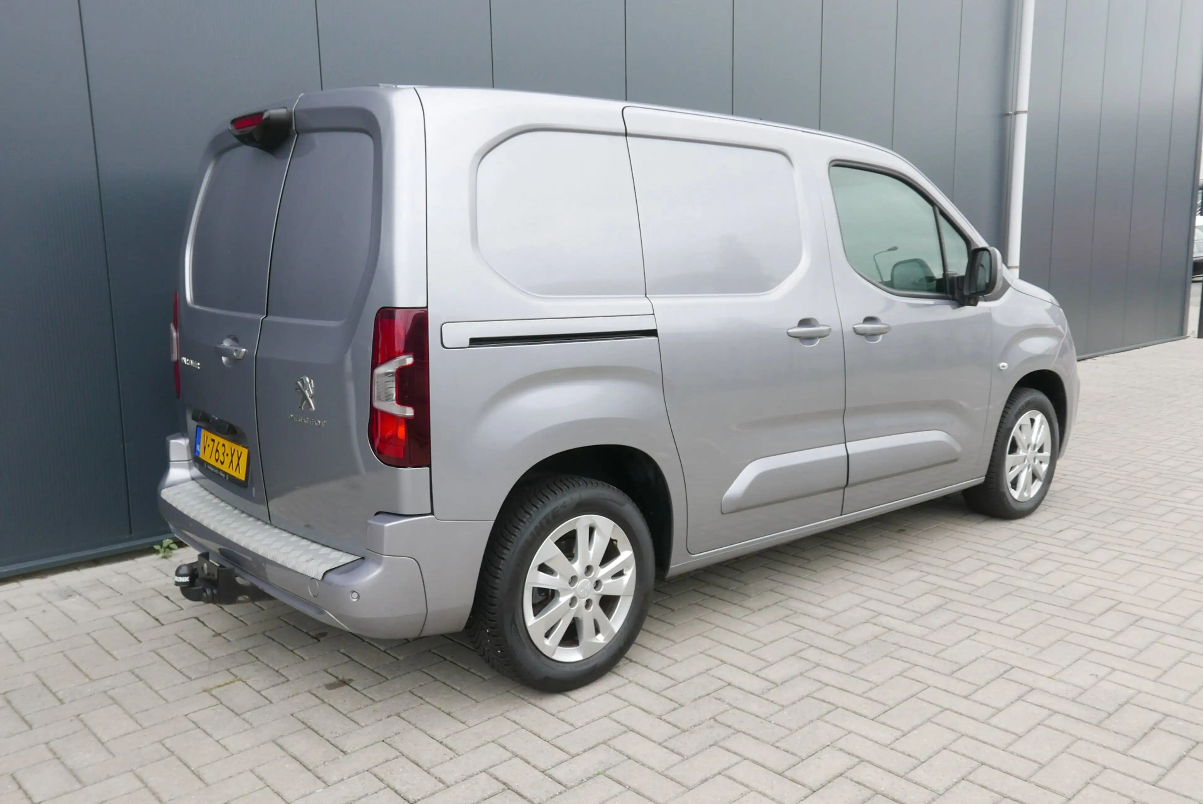Peugeot Partner 1.5 131 PK BlueHDI Premium NAVI,CAMARA,CLIMA,TREKH — photo 3