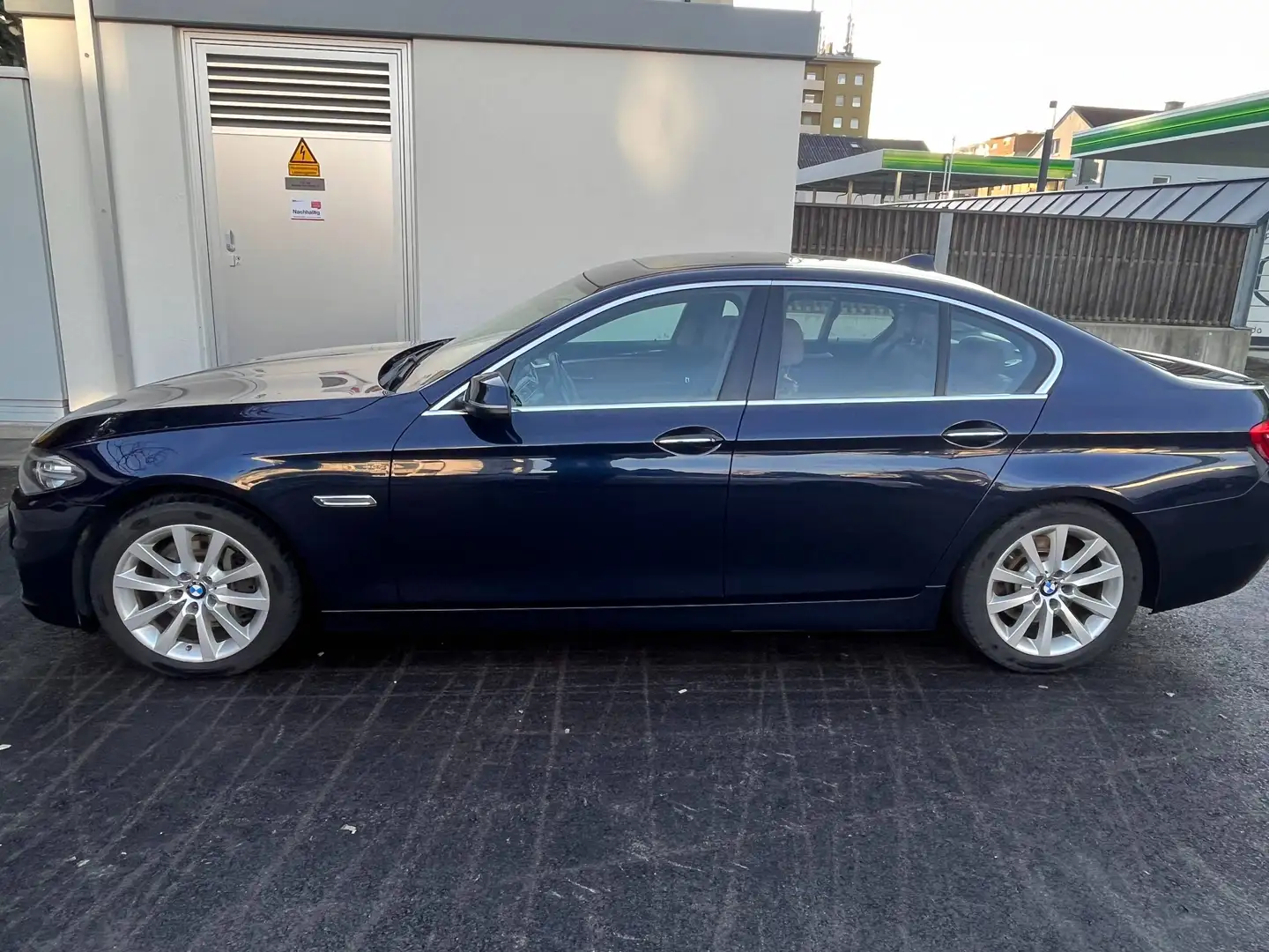 BMW 530 530d xDrive Aut. Blau - 2