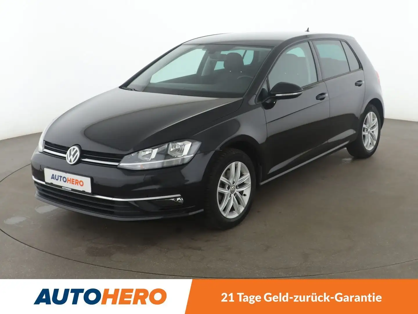 Volkswagen Golf 1.5 TSI ACT Highline BlueMotion*LED*ACC* Schwarz - 1