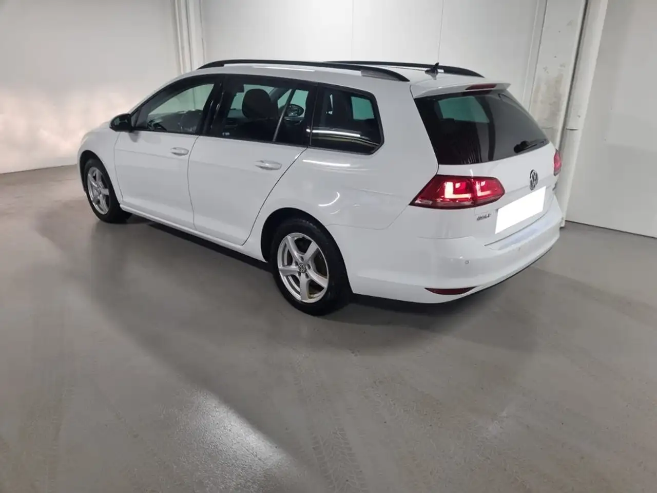 Volkswagen Golf Standard Model — photo 5