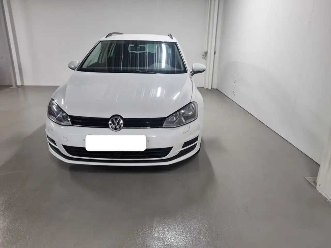 Volkswagen Golf Standard Model — photo 4