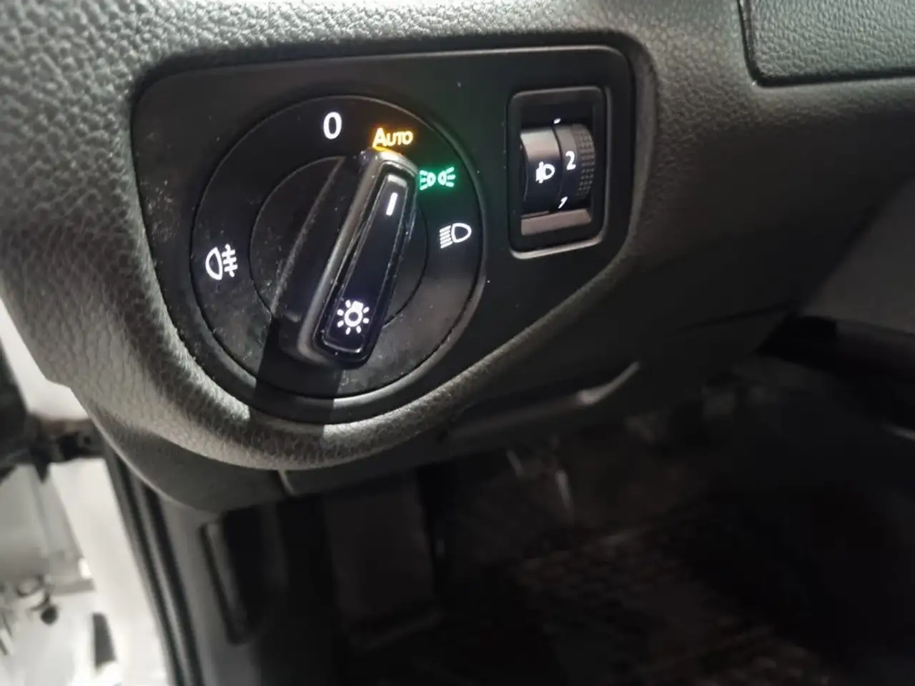 Volkswagen Golf Standard Model — photo 15