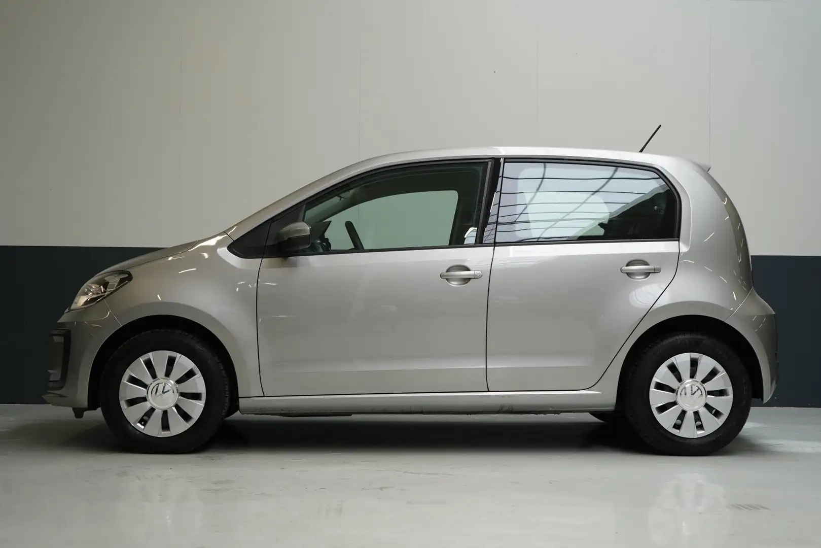 Volkswagen up! 1.0 | Comfortpakket | Climate control | Cruise con Grijs - 2