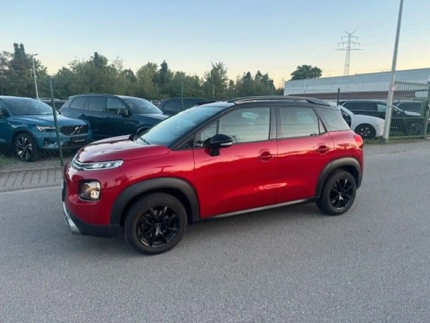 Citroen C3 Aircross PureTech 130 Stop&Start Shine EAT6 Rot - 2