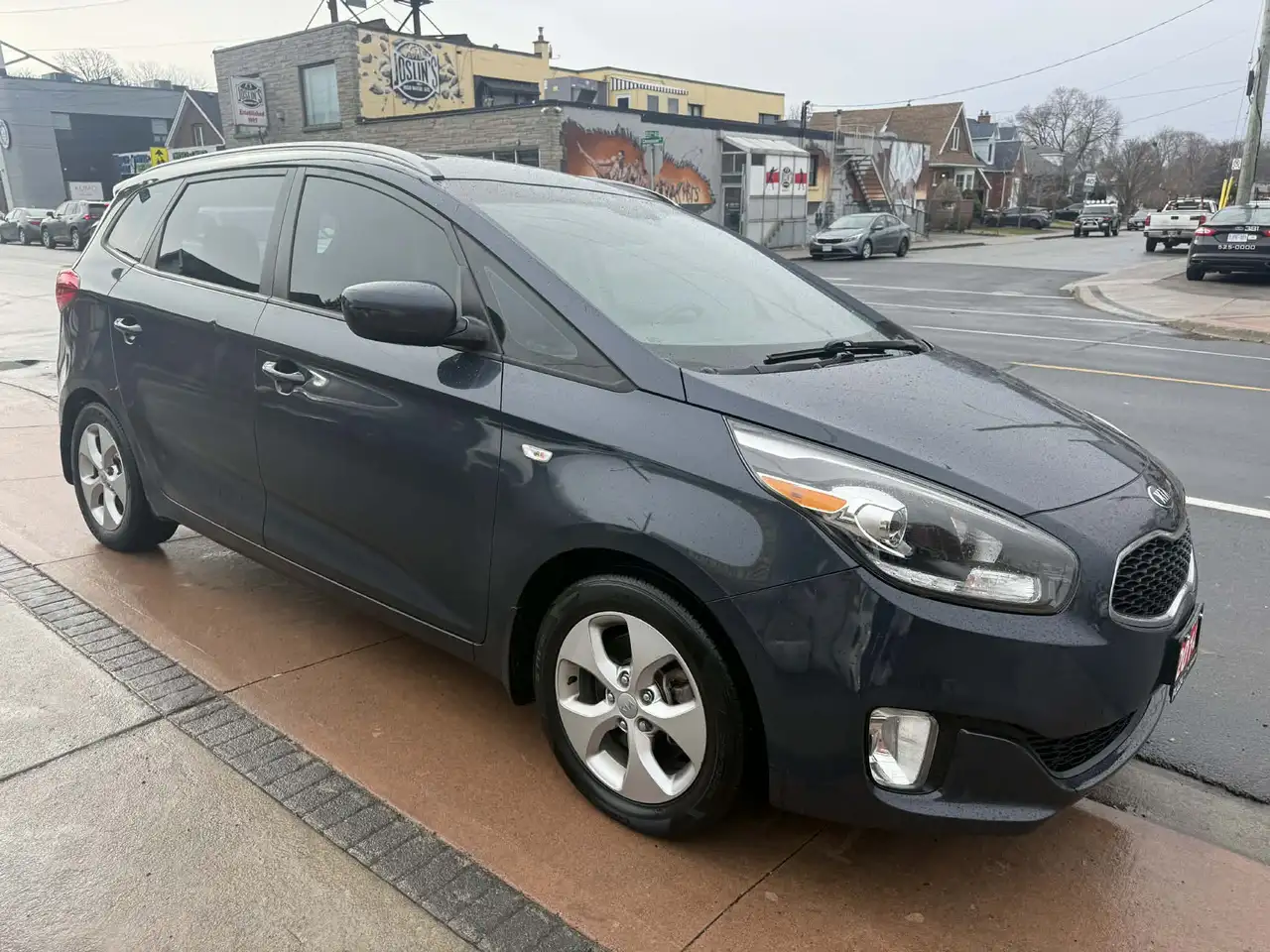 2014 Kia Rondo