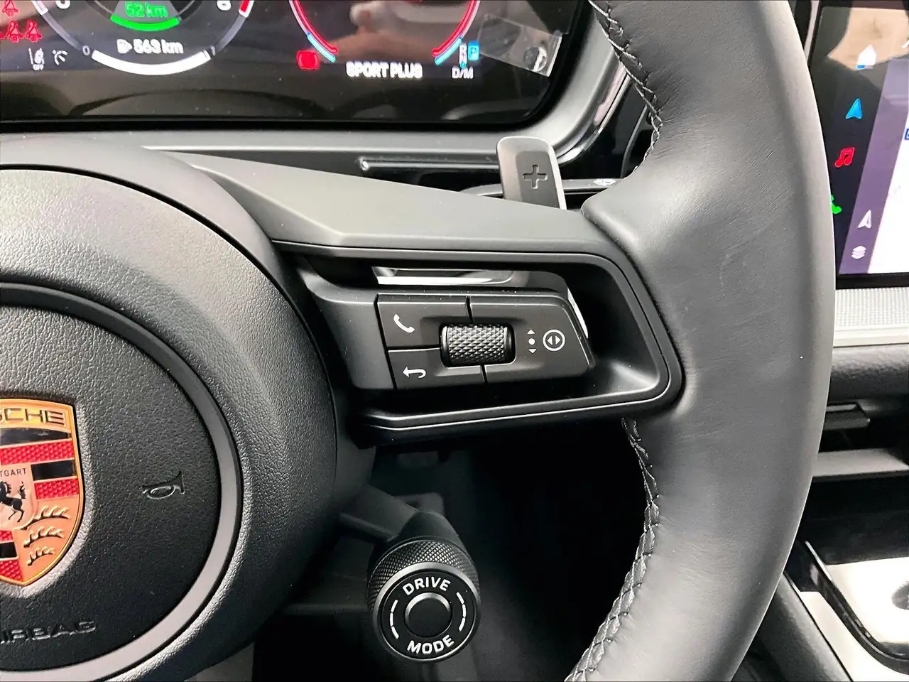 Porsche Cayenne снимка Porsche Cayenne