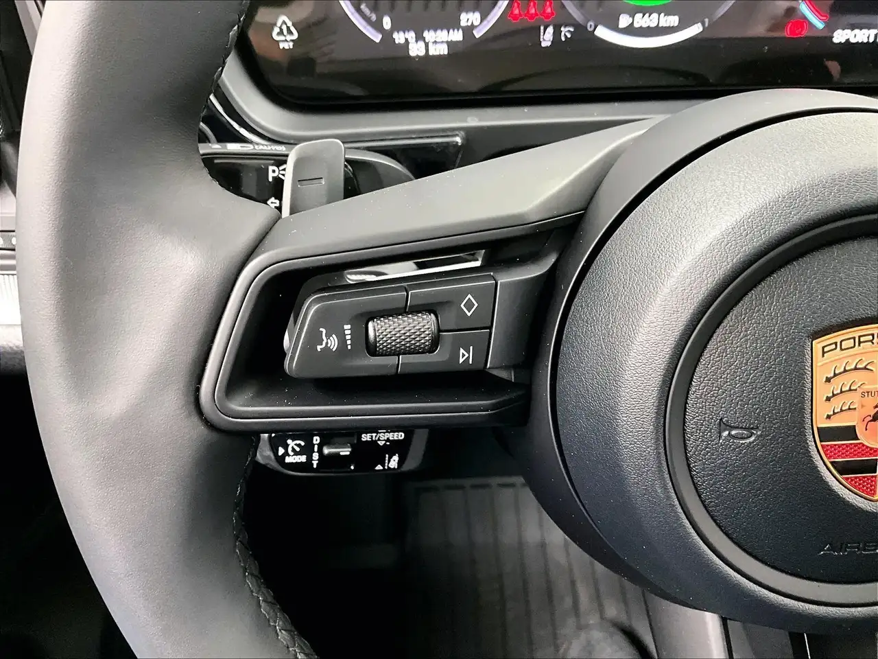 Porsche Cayenne снимка Porsche Cayenne