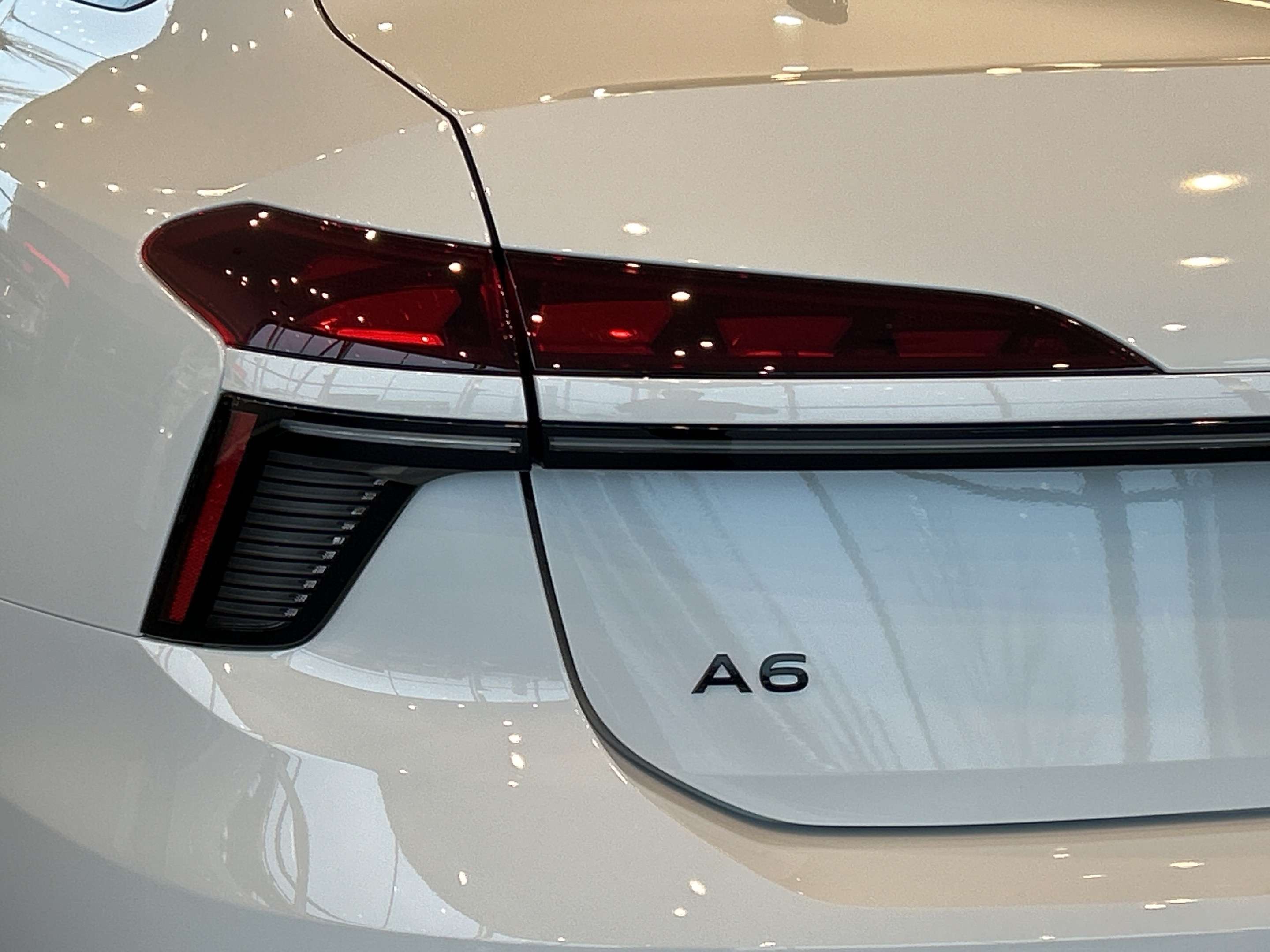 2026 Audi A6 Technik TFSI quattro alt 3
