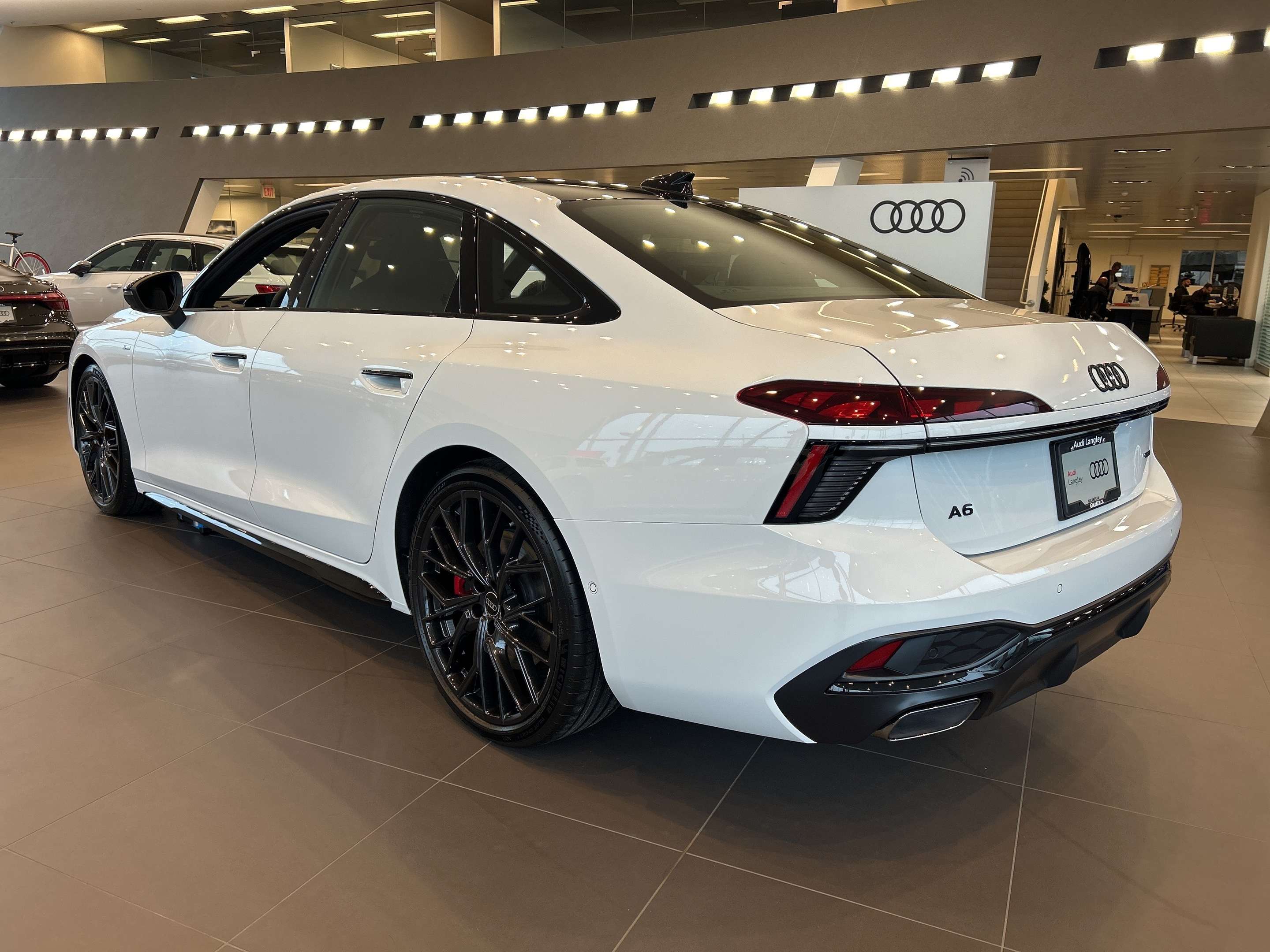2026 Audi A6 Technik TFSI quattro alt 2