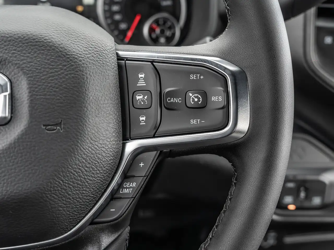 RAM 5500 снимка RAM 5500