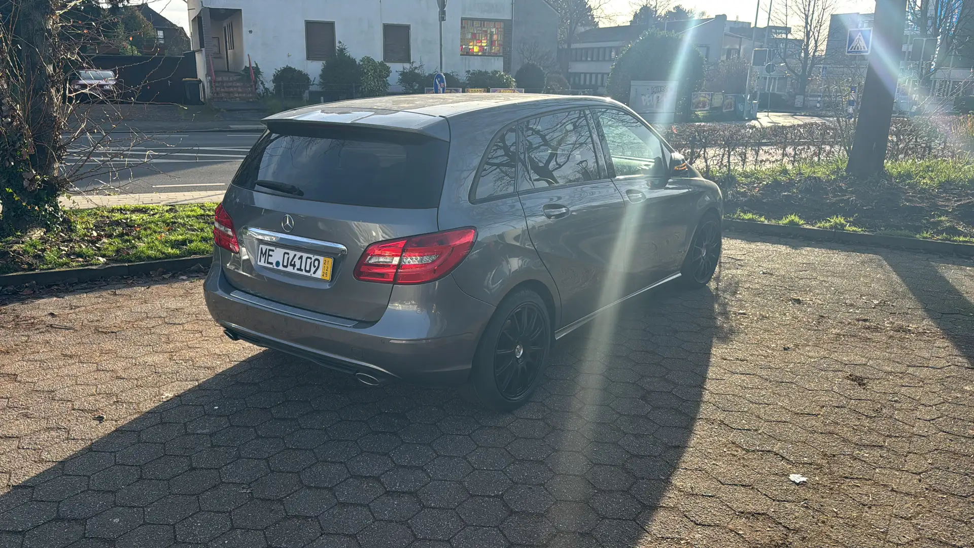 Mercedes-Benz B 220 CDI (BlueEFFICIENCY) 7G-DCT - 1