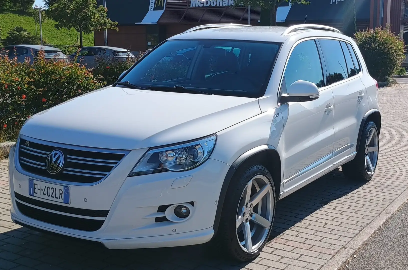 Volkswagen Tiguan 2.0 tdi R-Line 4motion dsg - 1