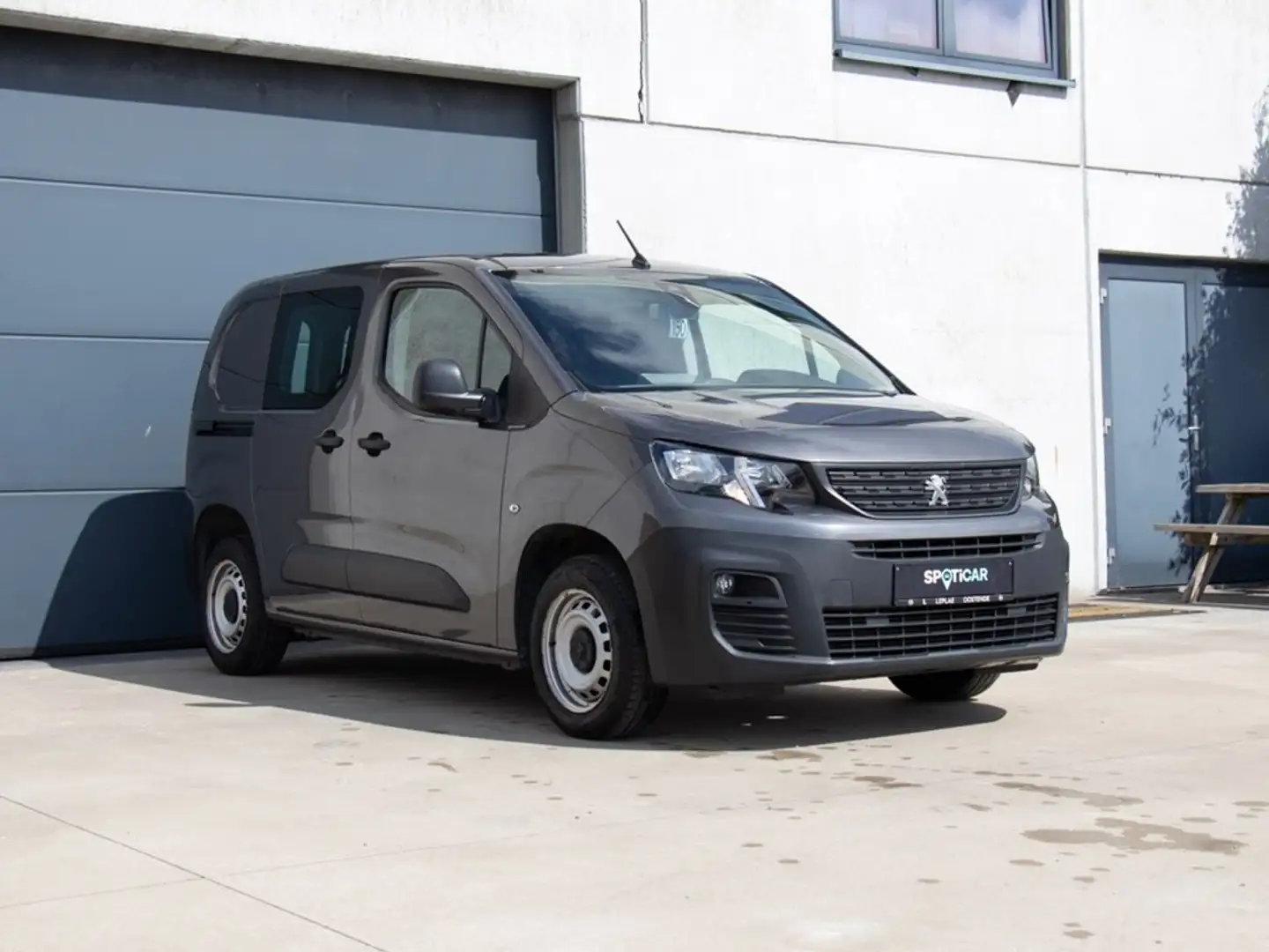 Peugeot Partner L1H1|1.5 MT5 75PK|CARPLAY|AIRCO|CRUISE CONTROL Gris - 2