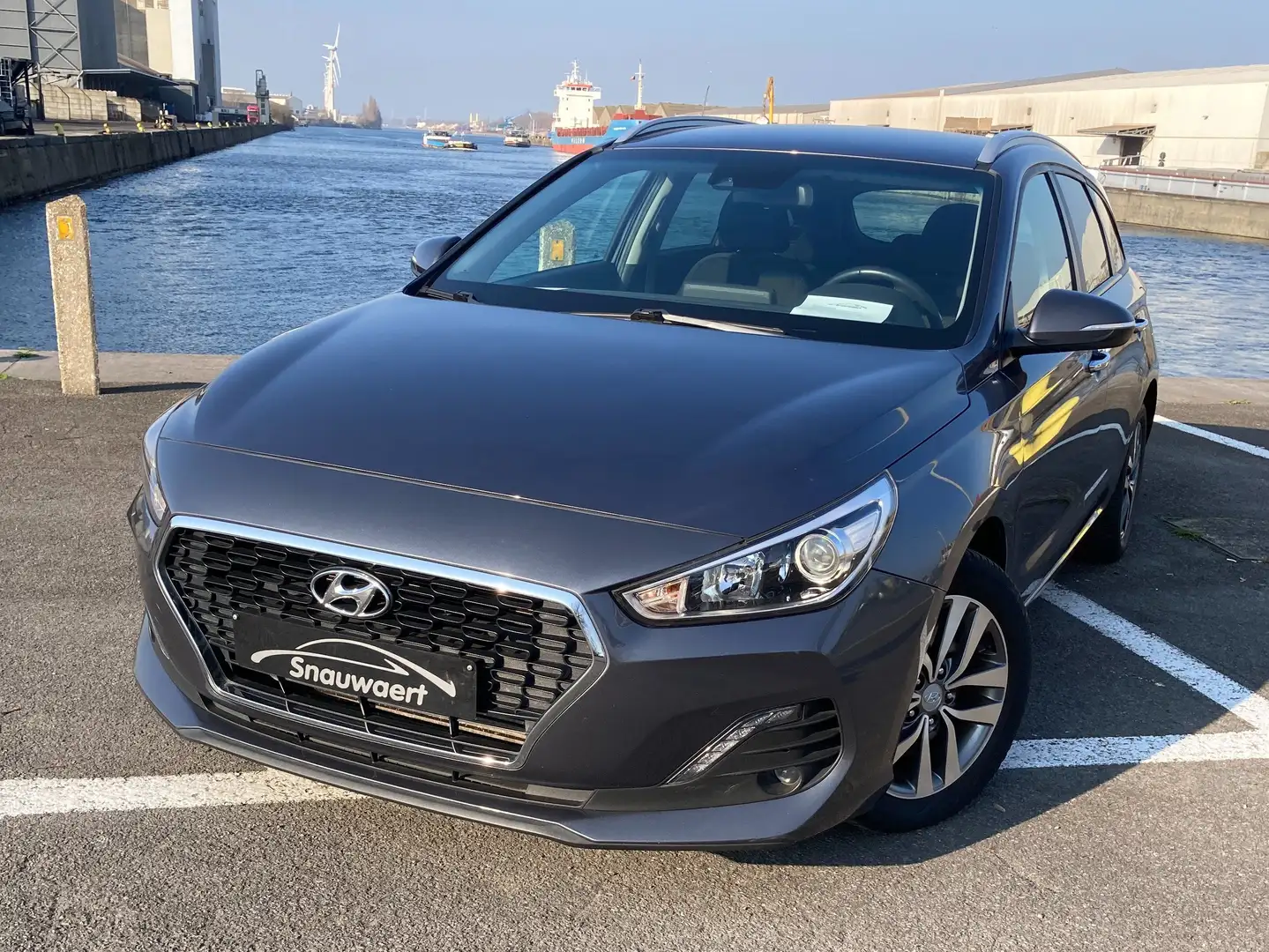 Hyundai i30 Grijs - 1