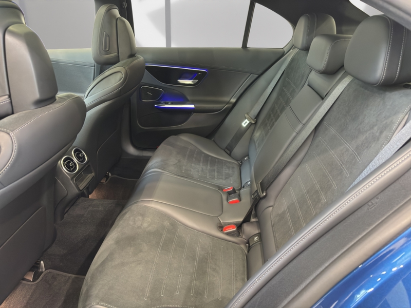 Mercedes-Benz C 300 e AMG NIGHT+BUSIN+PANO+RFK+DISTR+NAVI-PREM — photo 6