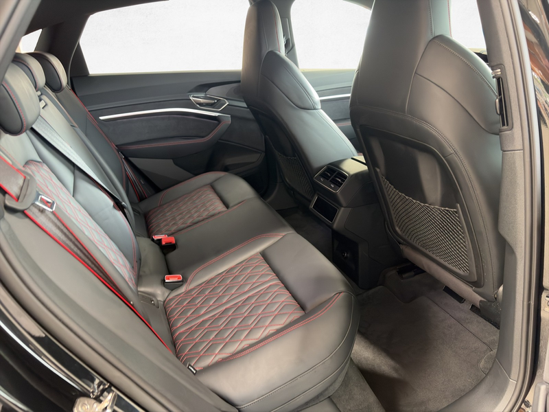 Audi Q8 Sportb 55 e-tron S line quattro /Navi/360Kam — photo 9